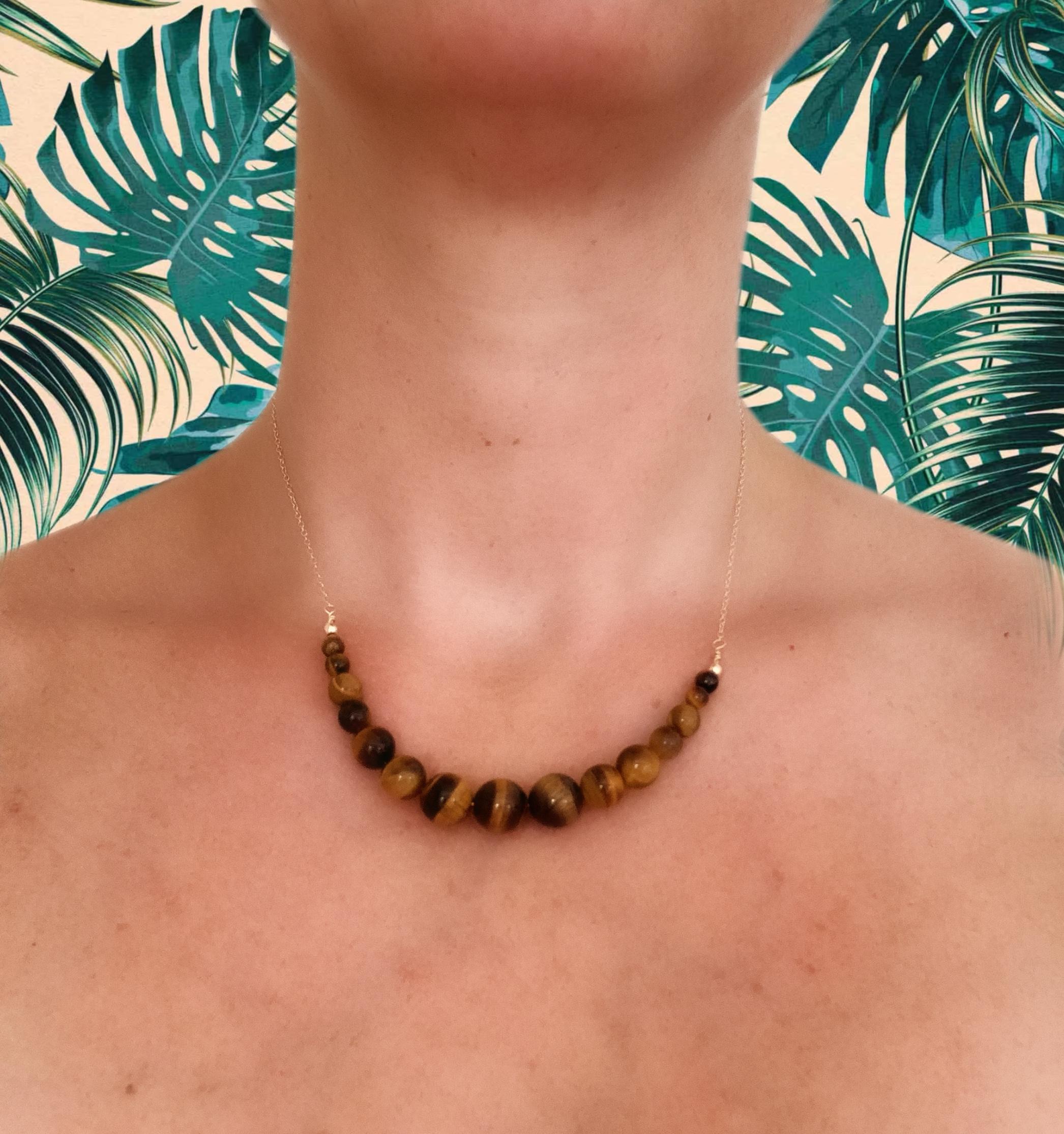 Contemporary Tiger's Eye Bead Graduated Sweetie Necklace in Yellow Gold For Sale