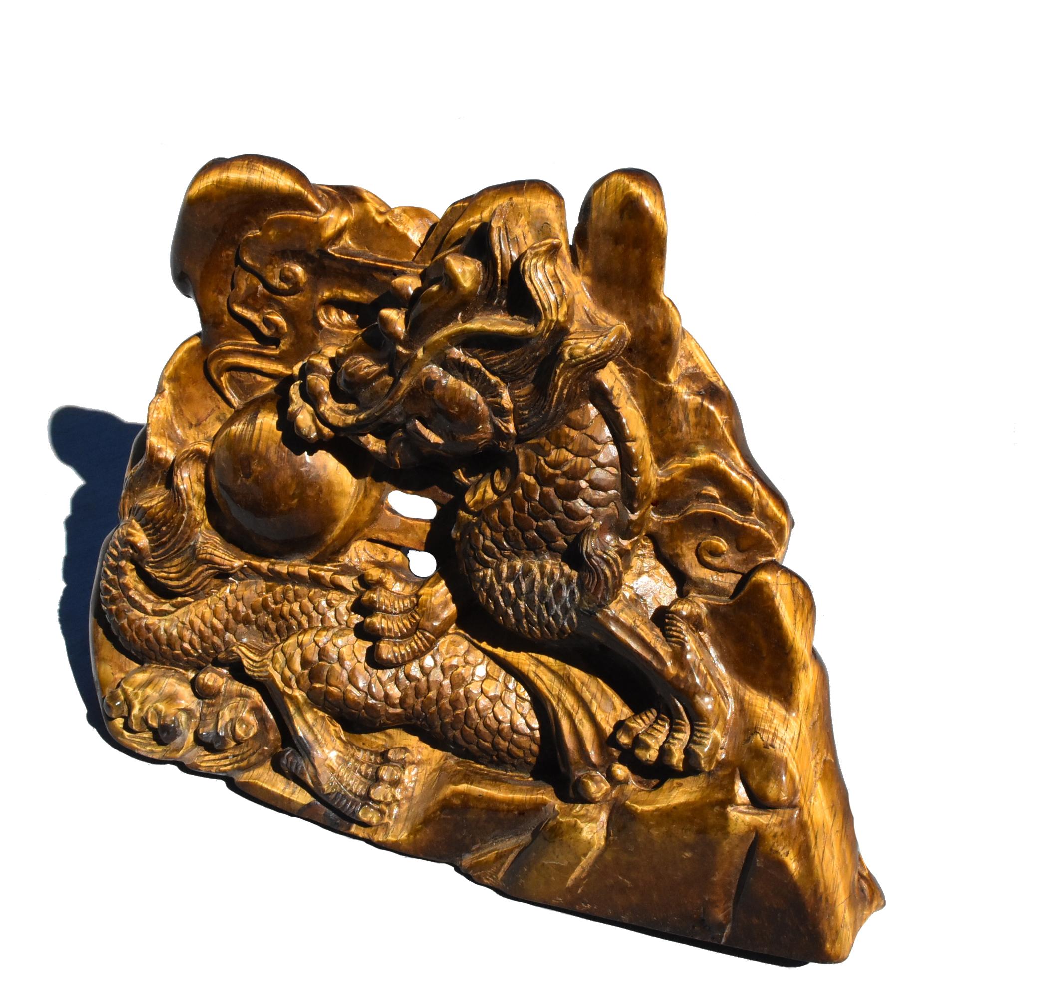 Tiger's Eye Dragon Statue 2.2 Lb Hand Carved For Sale 4