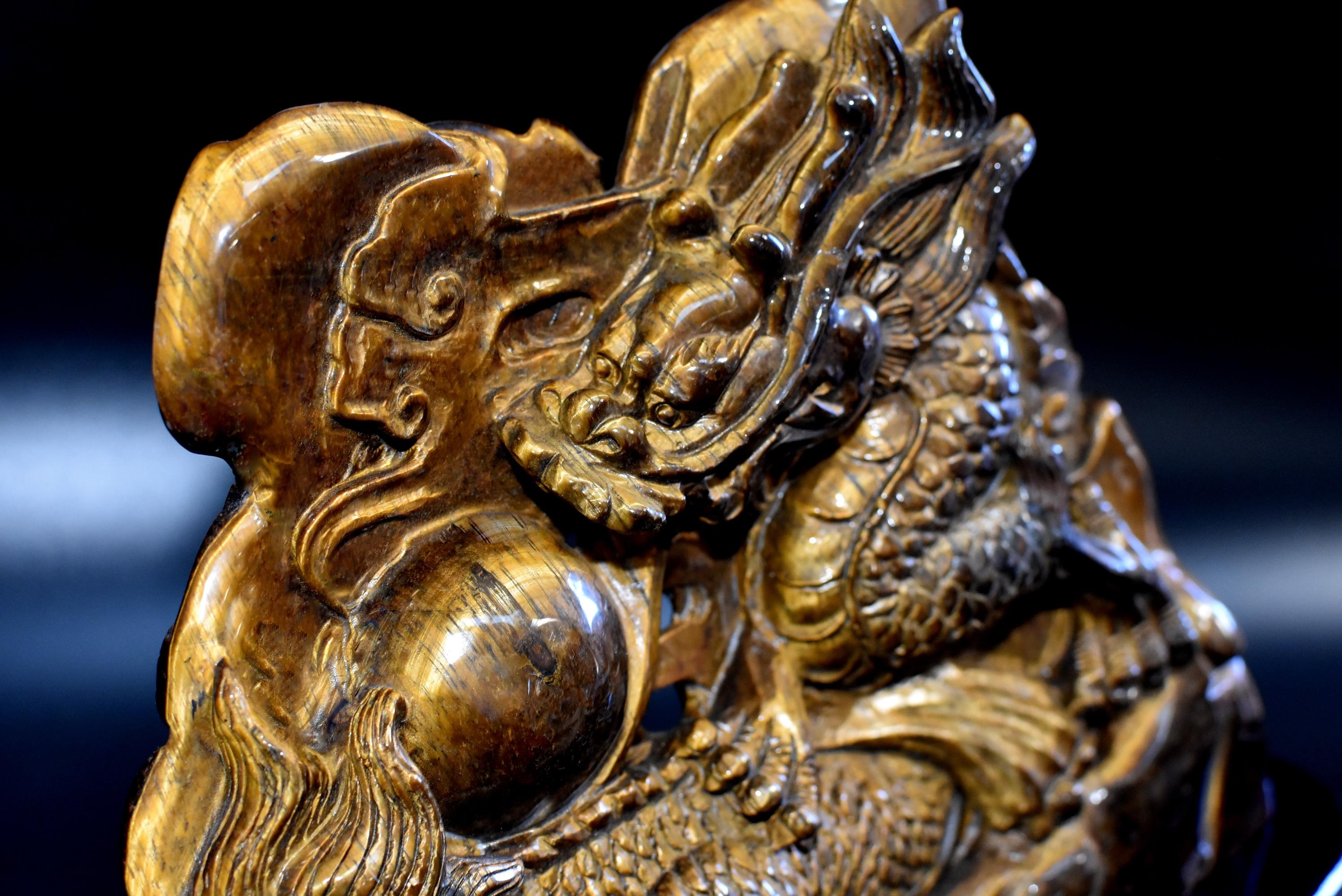 Chinese Tiger's Eye Dragon Statue 2.2 Lb Hand Carved For Sale