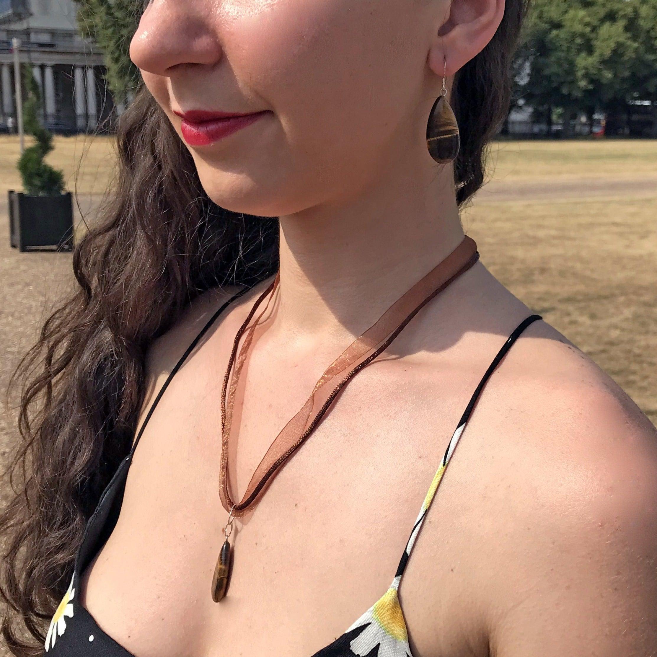 Tiger's Eye Necklace, Heart Pendant Necklace, Gemstone Ribbon Necklace For Sale 1