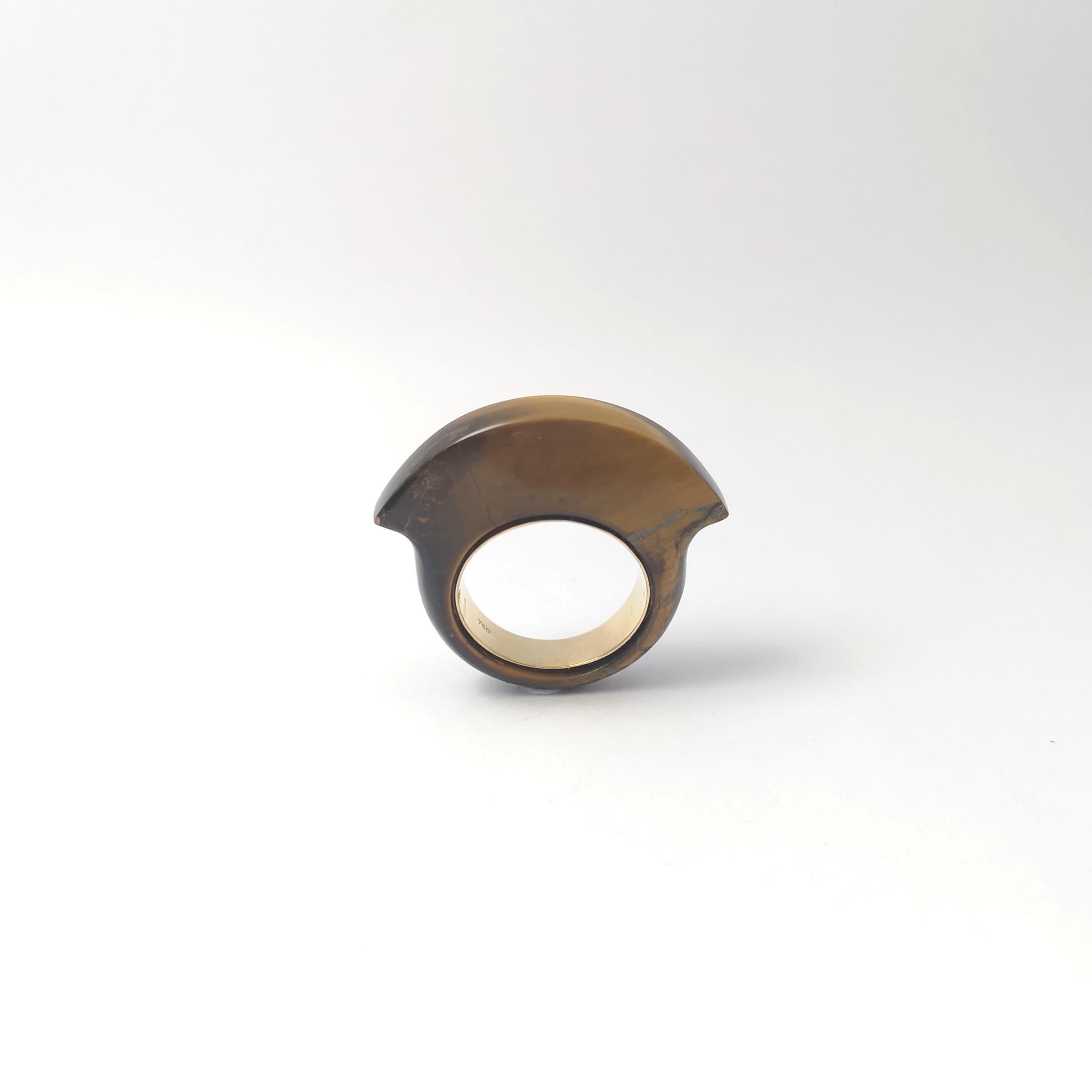 Tigerauge-Ring in 18 Karat Gold gefasst im Angebot 11