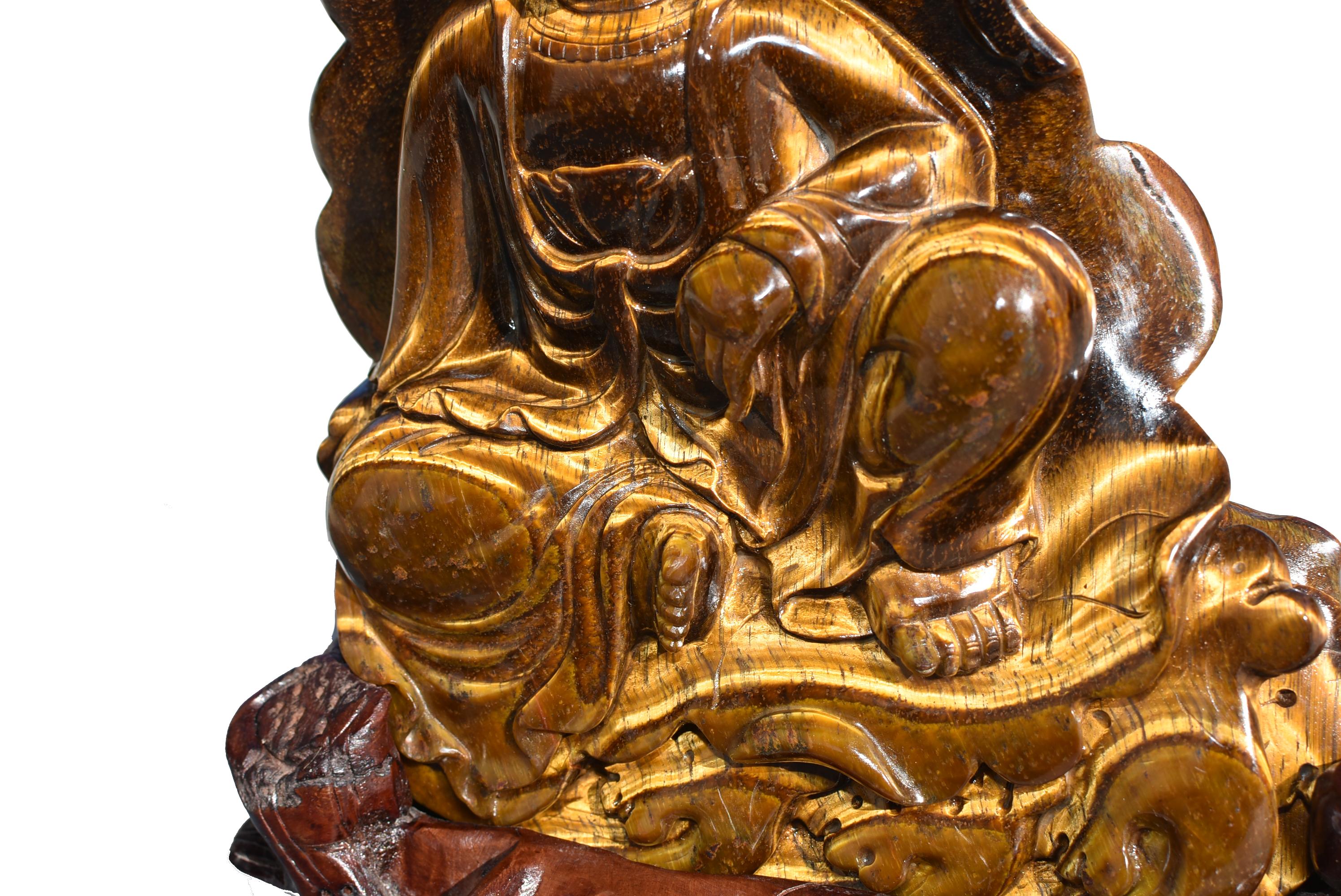 Statue Guan Yin Avalokiteshvara œil de tigre en lune d'eau en vente 6
