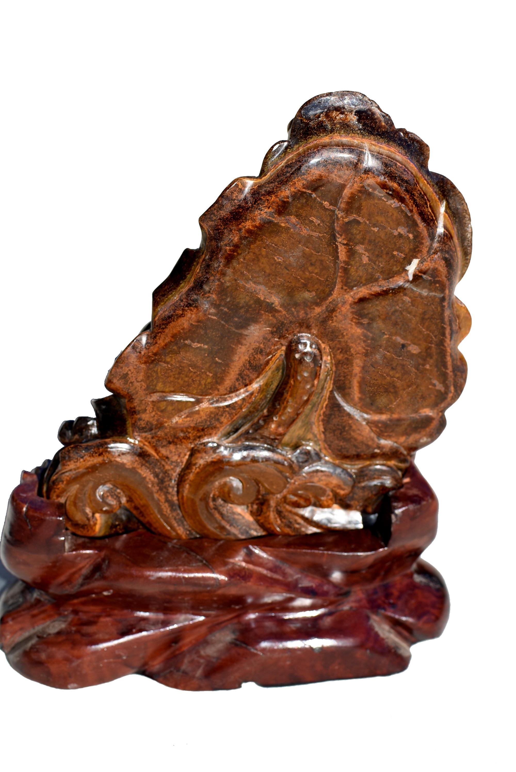 Statue Guan Yin Avalokiteshvara œil de tigre en lune d'eau en vente 13