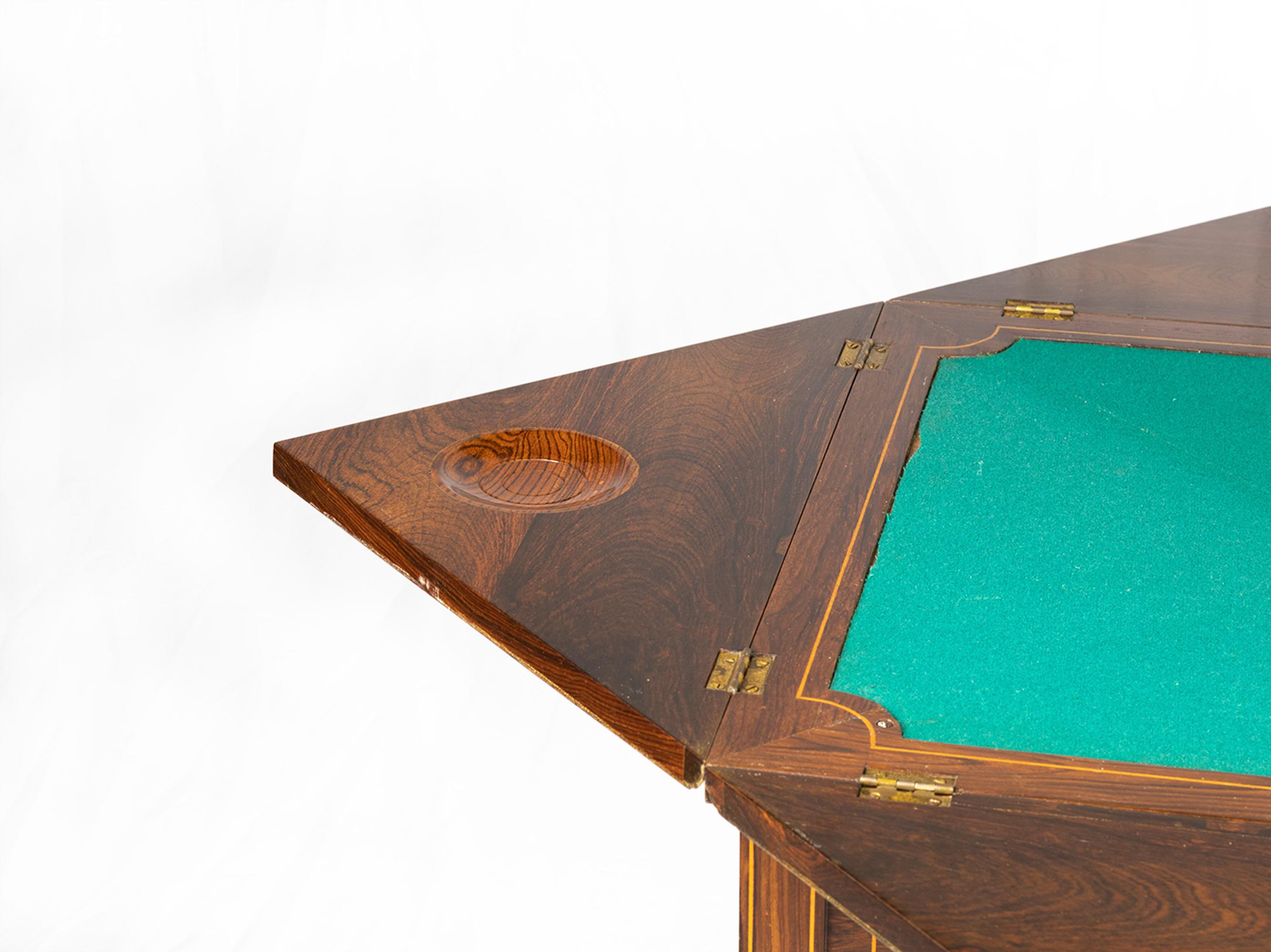 Tigerwood Victorian Handkerchief Table, 19th Century For Sale 2