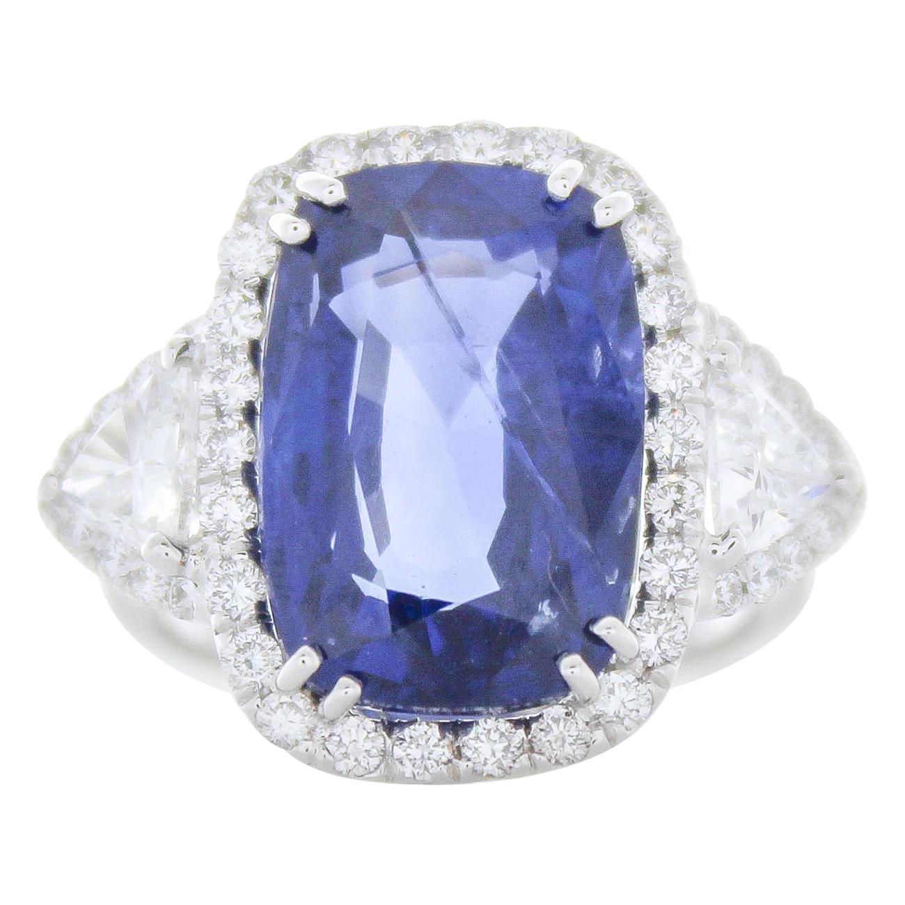 TIGI Certifi1ed 10.11 Carat Cushion Cut Blue Sapphire & Diam Ring in 18k Gold For Sale