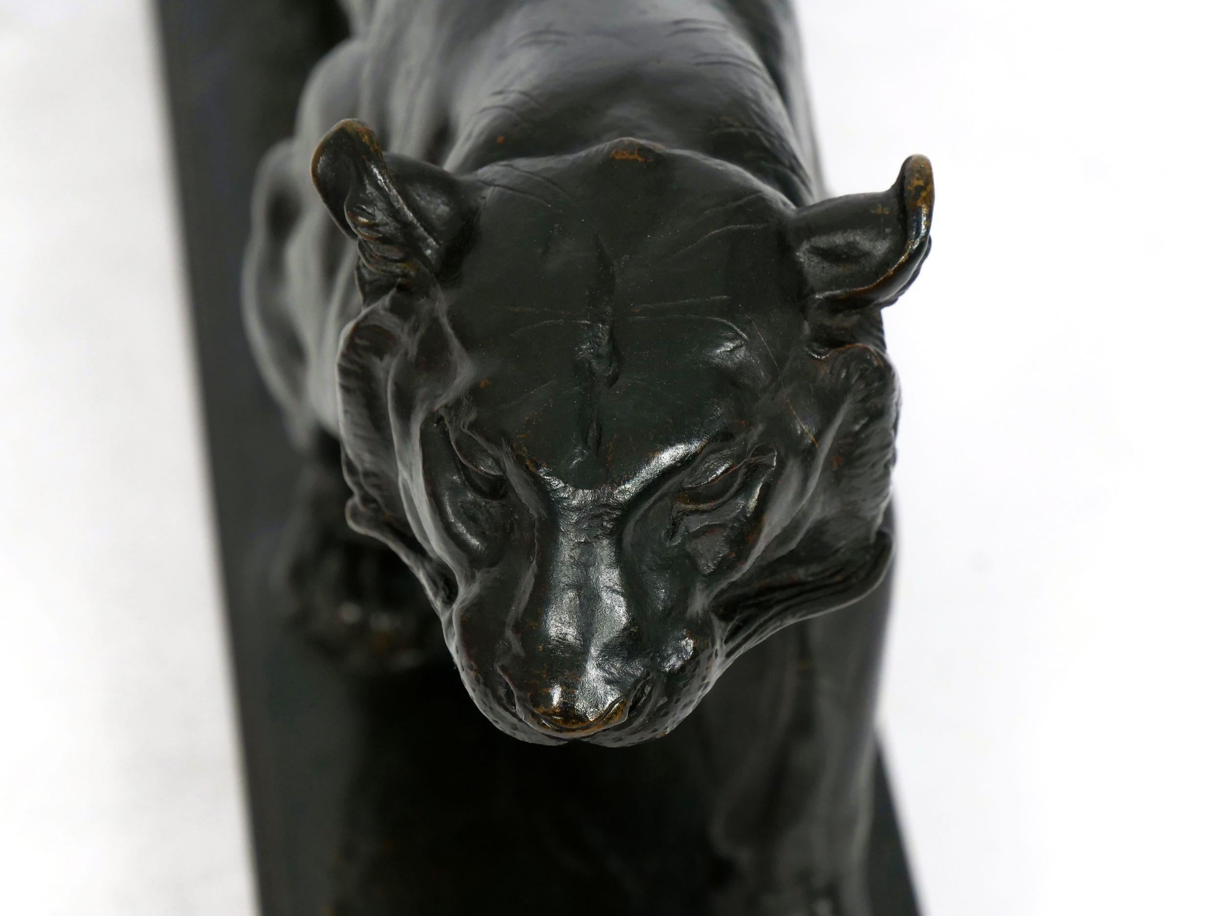 “Tigre Qui Marche” French Bronze Sculpture by Antoine-Louis Barye & Barbedienne 7