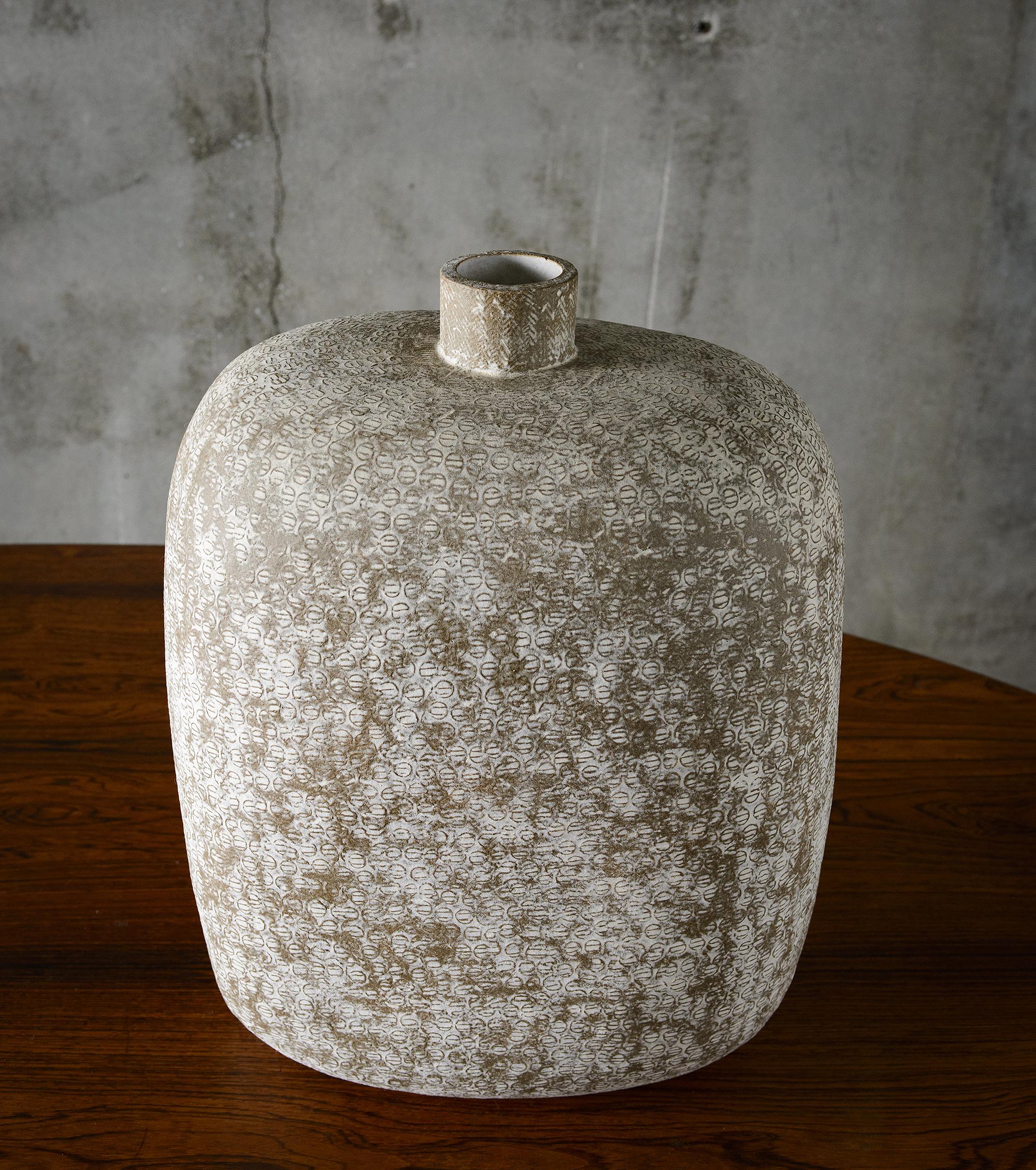 'Tikal' Vase by Claude Conover In Excellent Condition In Los Angeles, CA