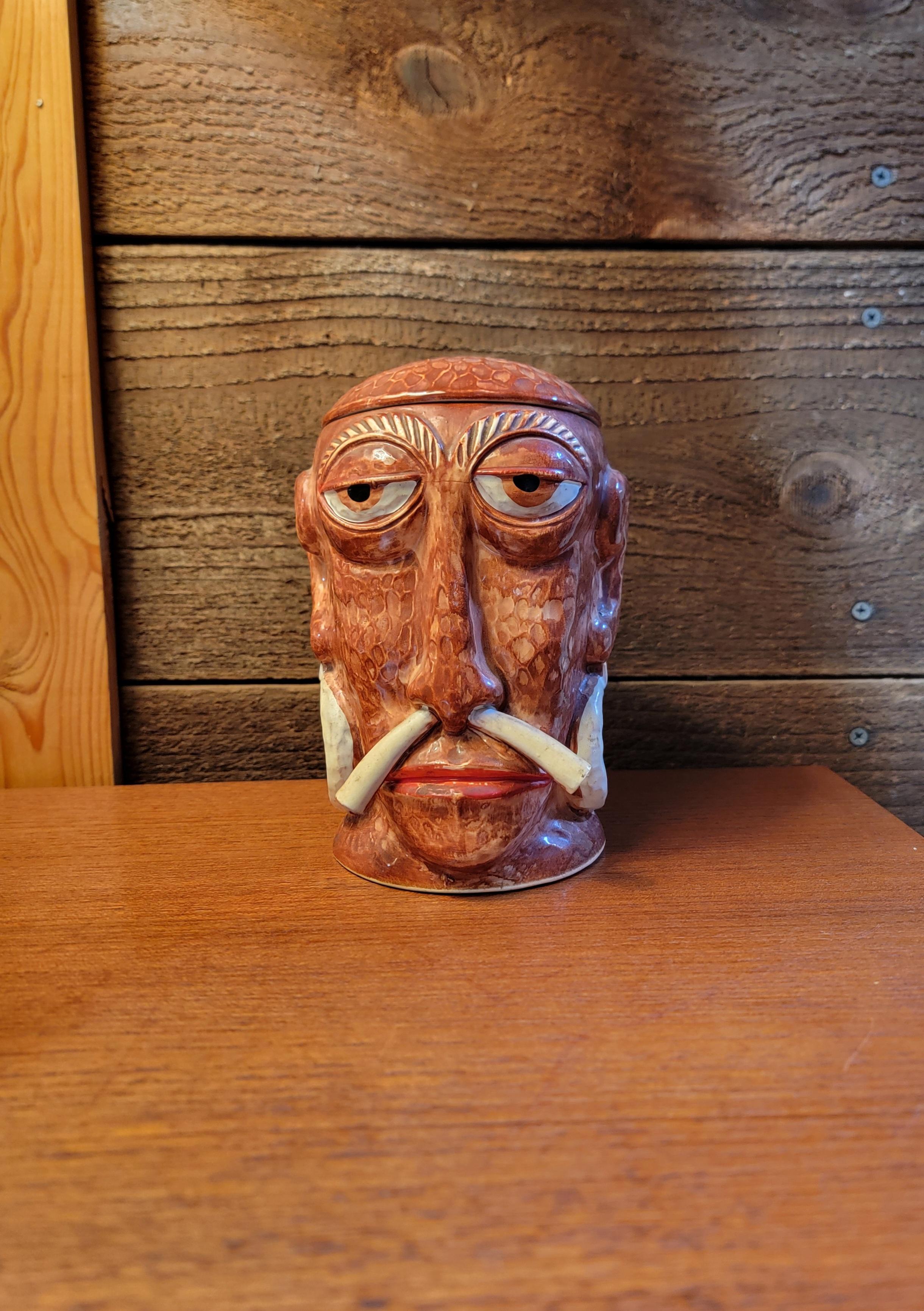 Taza Tiki Bar Decoración Sr. Bali Hai siglo XX en venta