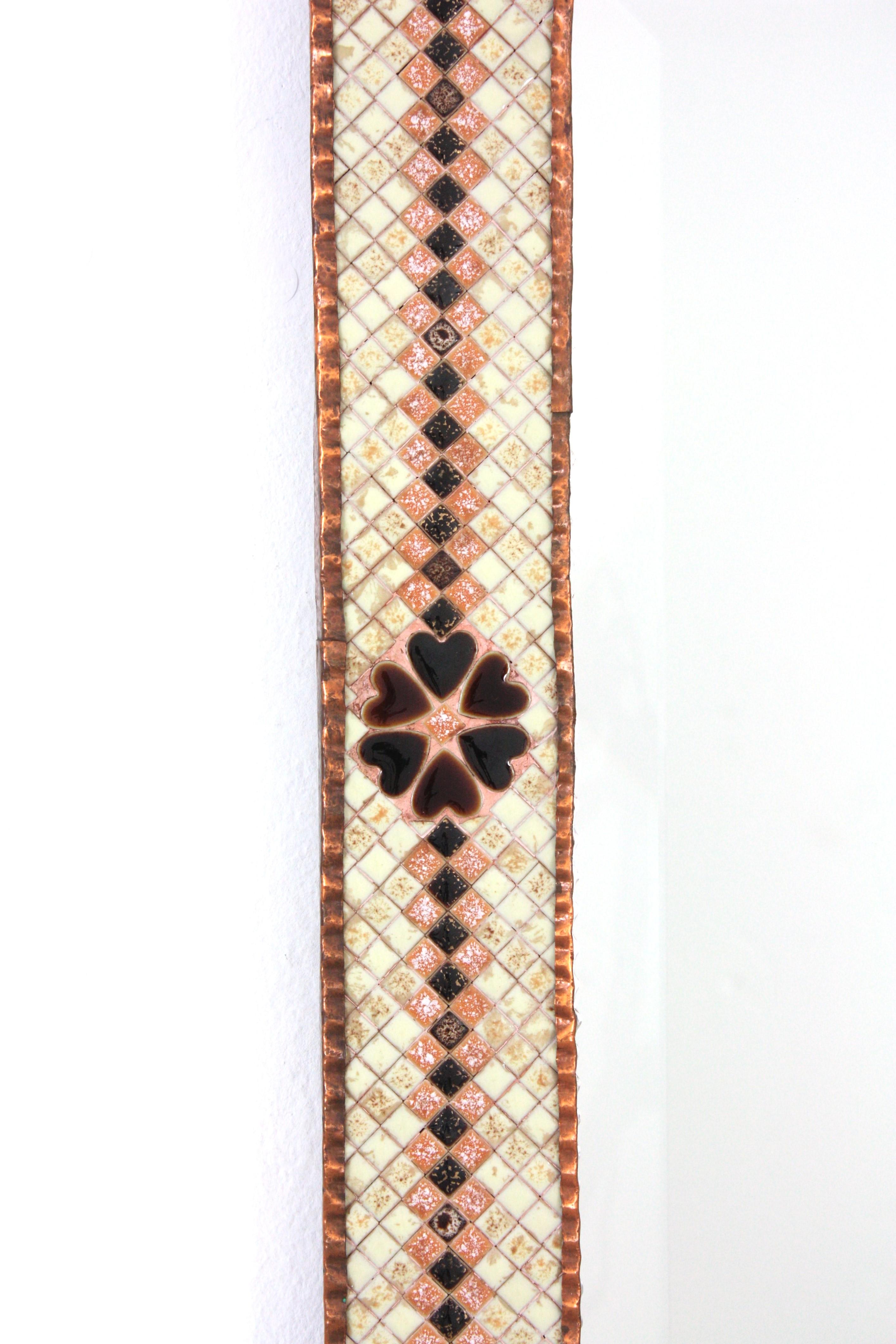 Mid-Century Modern Miroir rectangulaire en mosaïque espagnole en céramique émaillée, années 1950 en vente