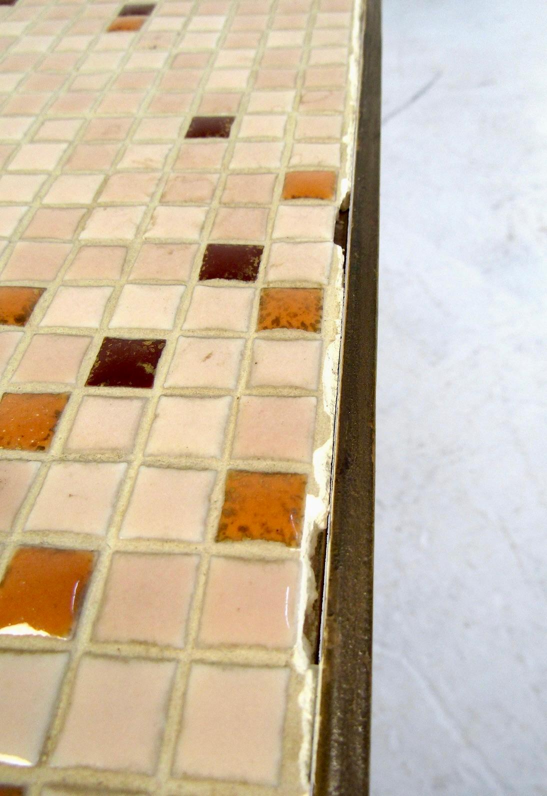 Table basse en mosaïque en vente 3