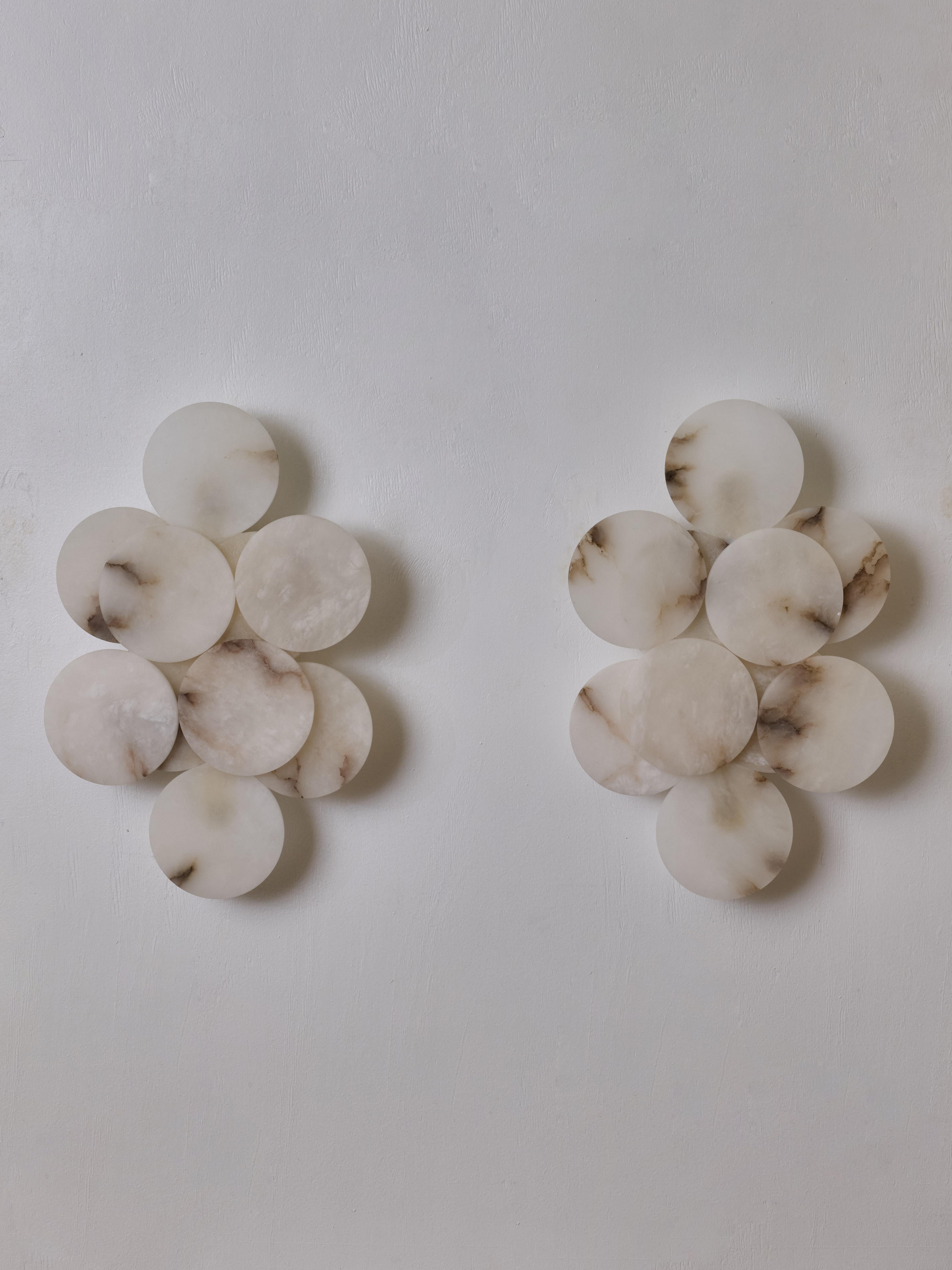 Wandleuchter „Tiles 2“ aus Alabaster von Studio Glustin (Moderne) im Angebot