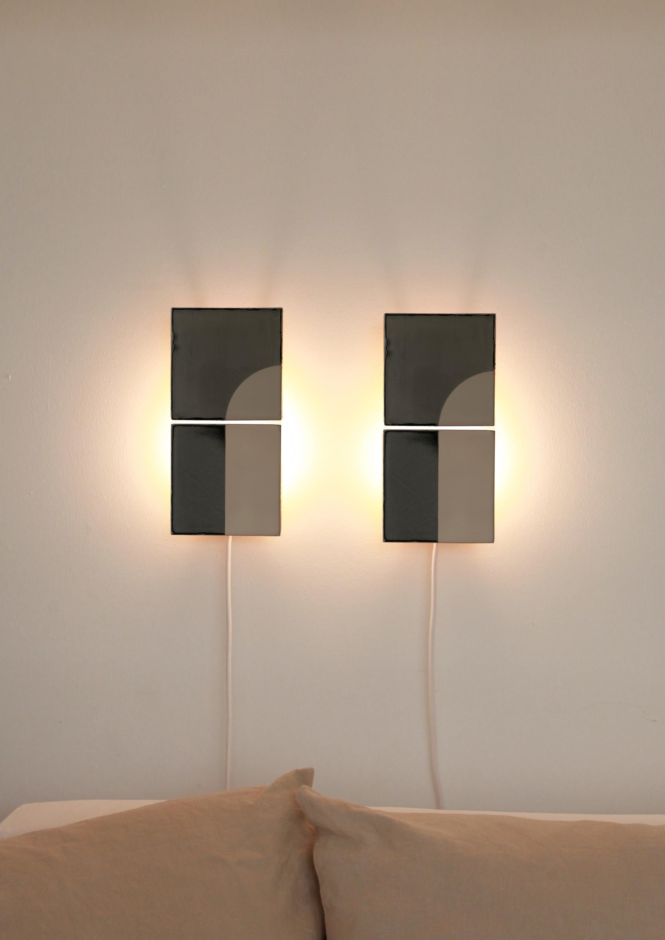 Aplique decorativo de cerámica gris Tiles Door by Violaine d'Harcourt Siglo XXI y contemporáneo en venta