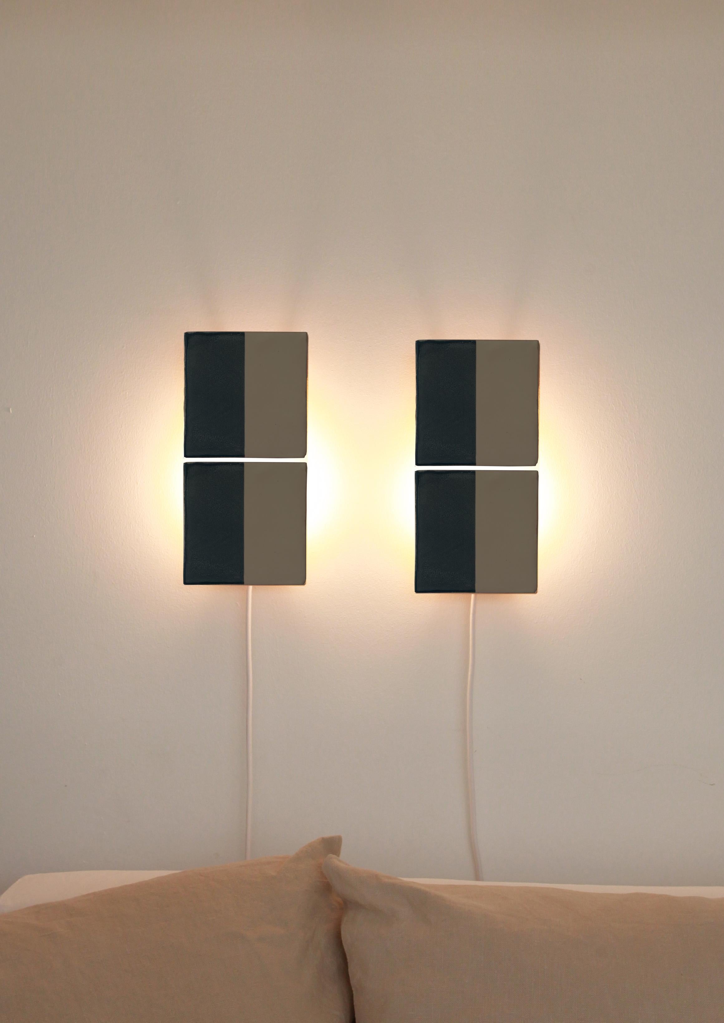 Dekorative Wandleuchte aus cremefarbener Keramik von Tiles Line by Violaine d'Harcourt (21. Jahrhundert und zeitgenössisch) im Angebot