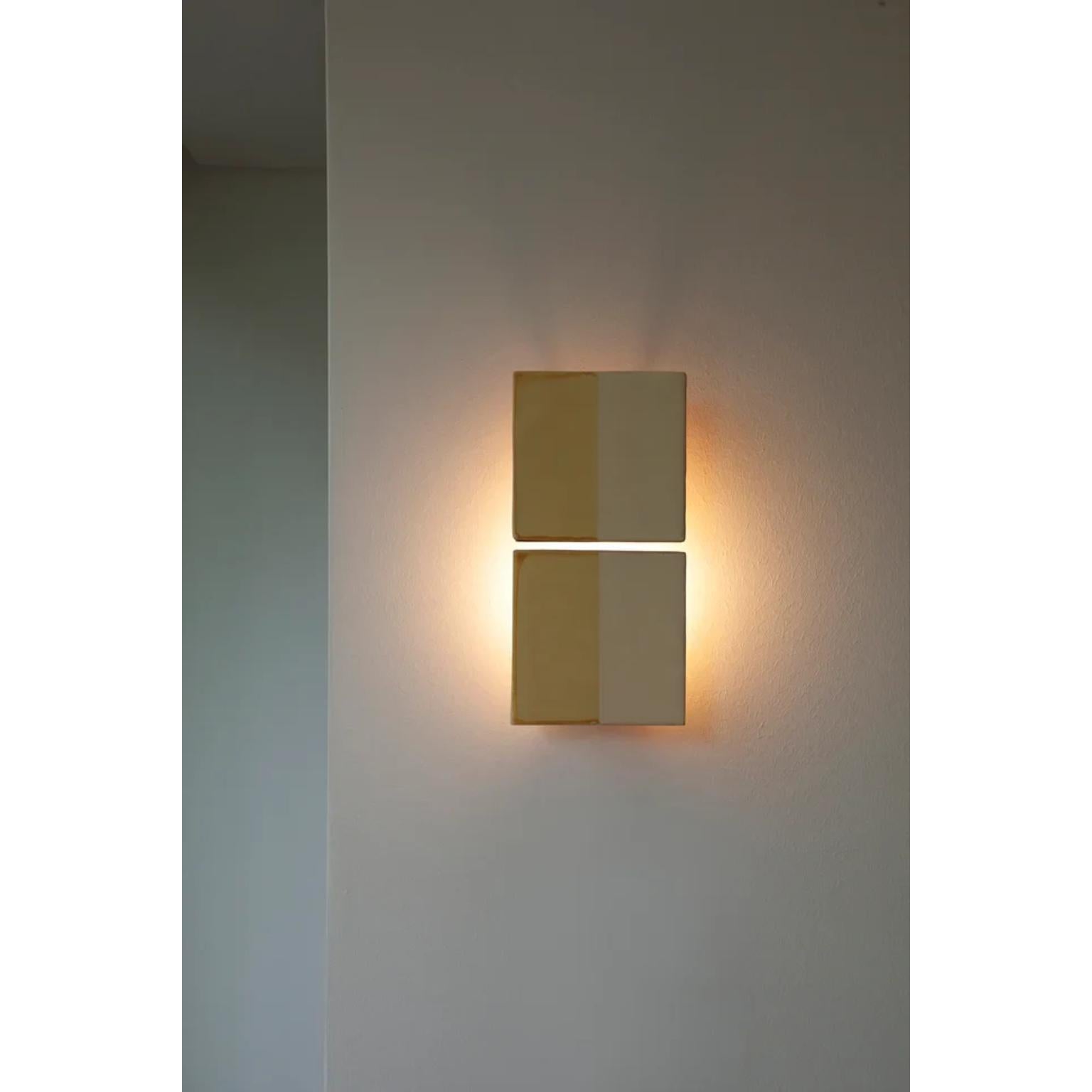 Postmoderne Applique décorative en céramique jaune Tiles Line by Violaine d'Harcourt en vente