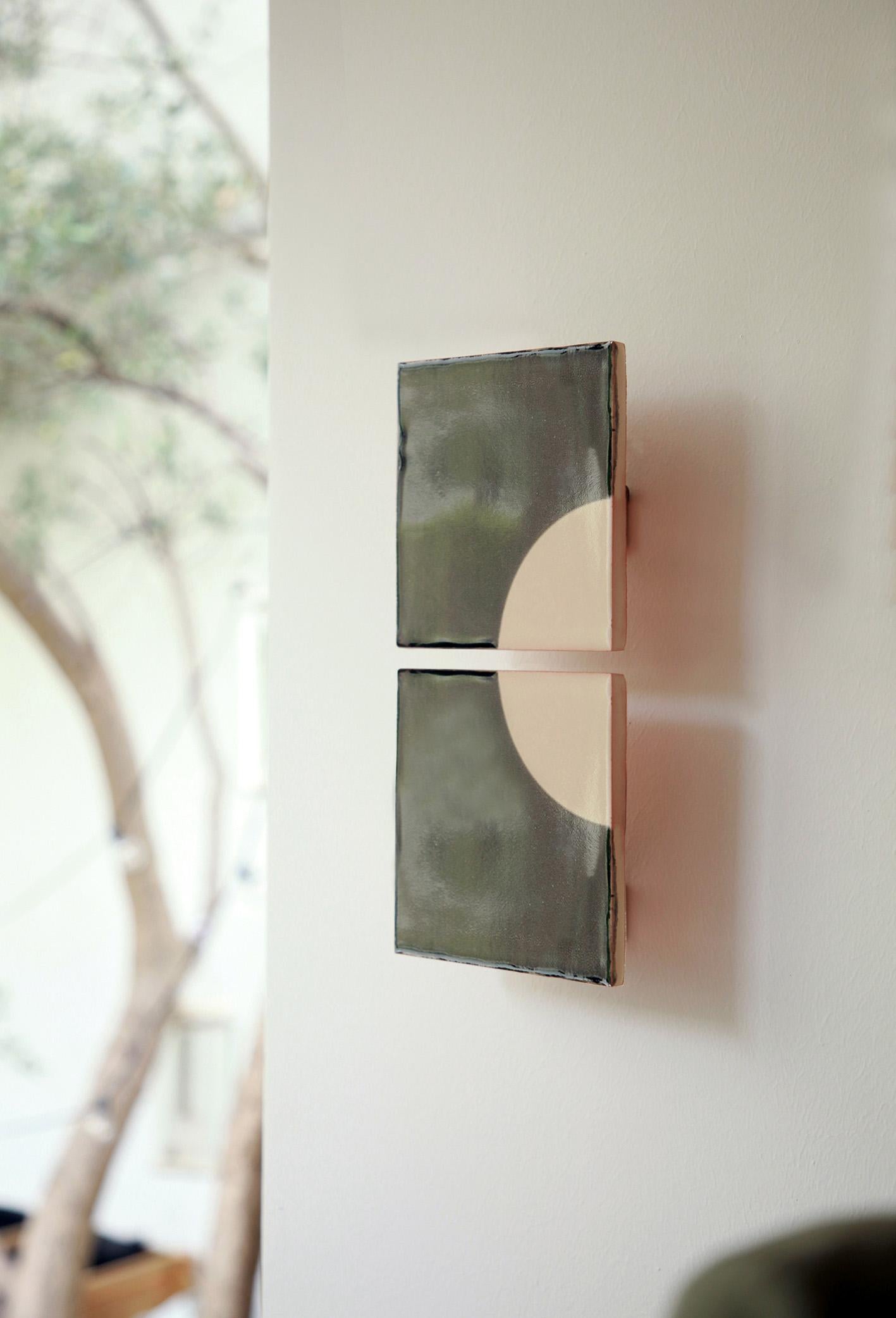 Lámpara de pared decorativa de cerámica Gris Luna by Violaine d'Harcourt Posmoderno en venta