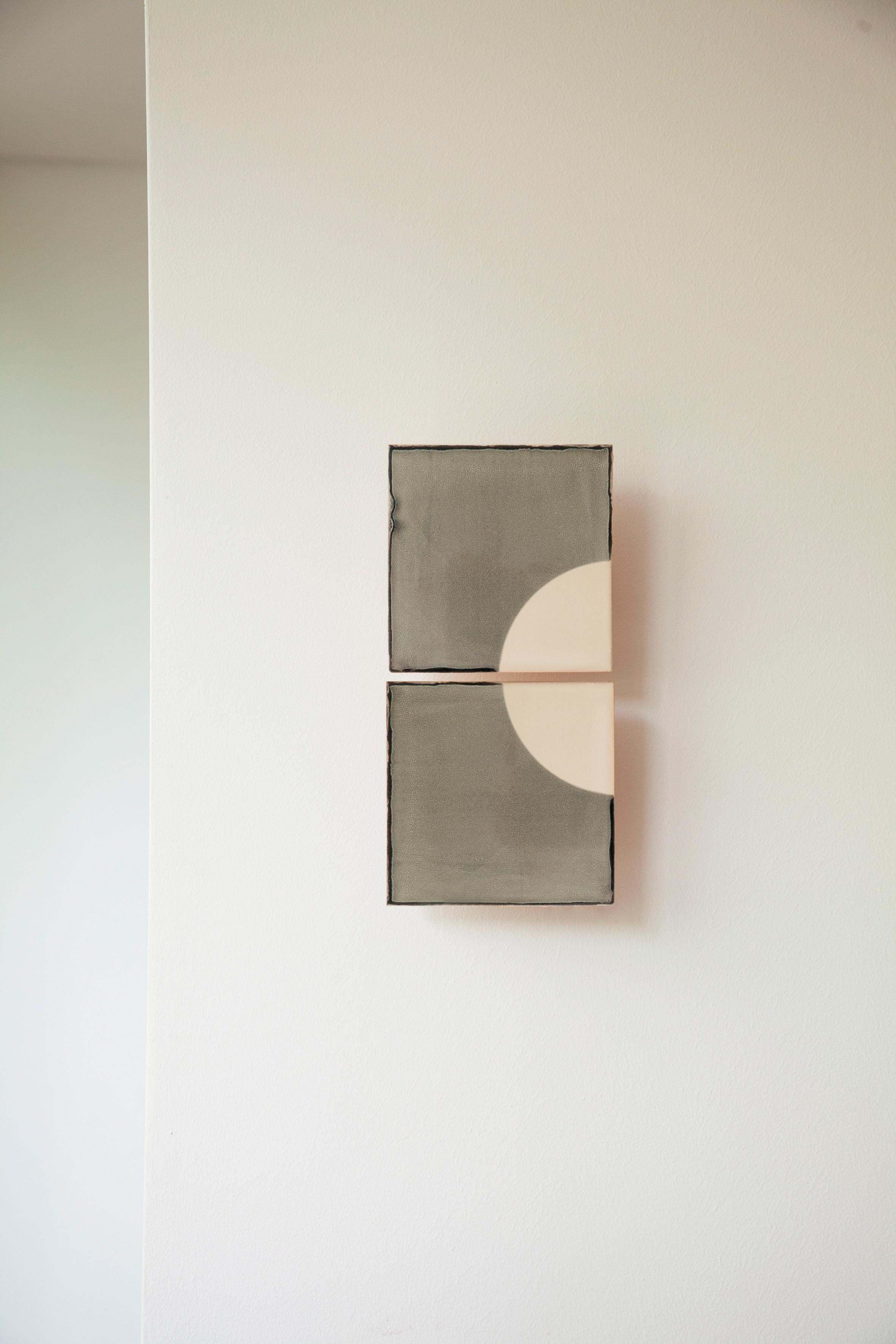 XXIe siècle et contemporain Lampe murale décorative jaune lune de Violaine d'Harcourt en vente