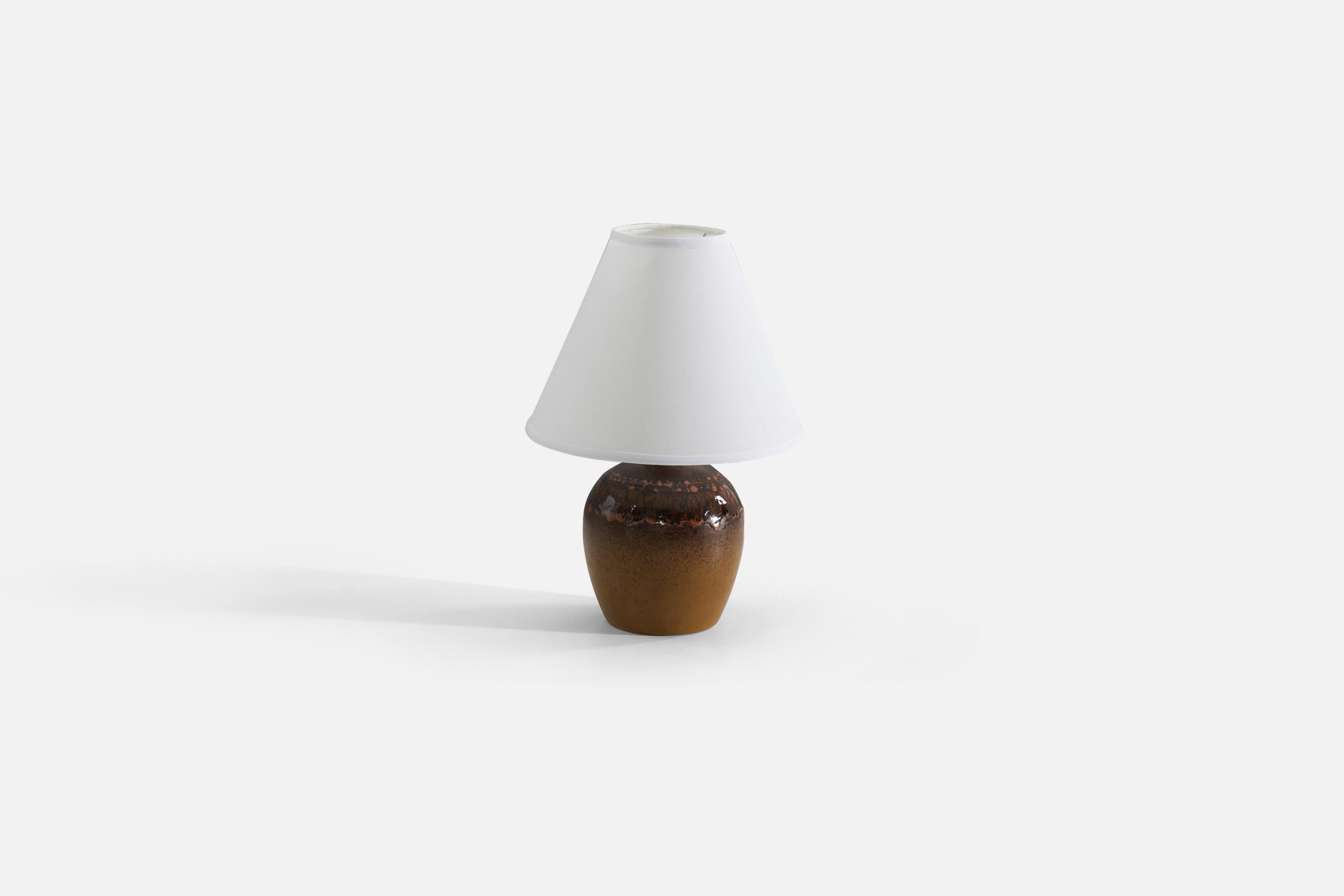 Mid-Century Modern Tilgmans Keramik, Table Lamp, Glazed Incised Stoneware, Sweden, 1960s For Sale