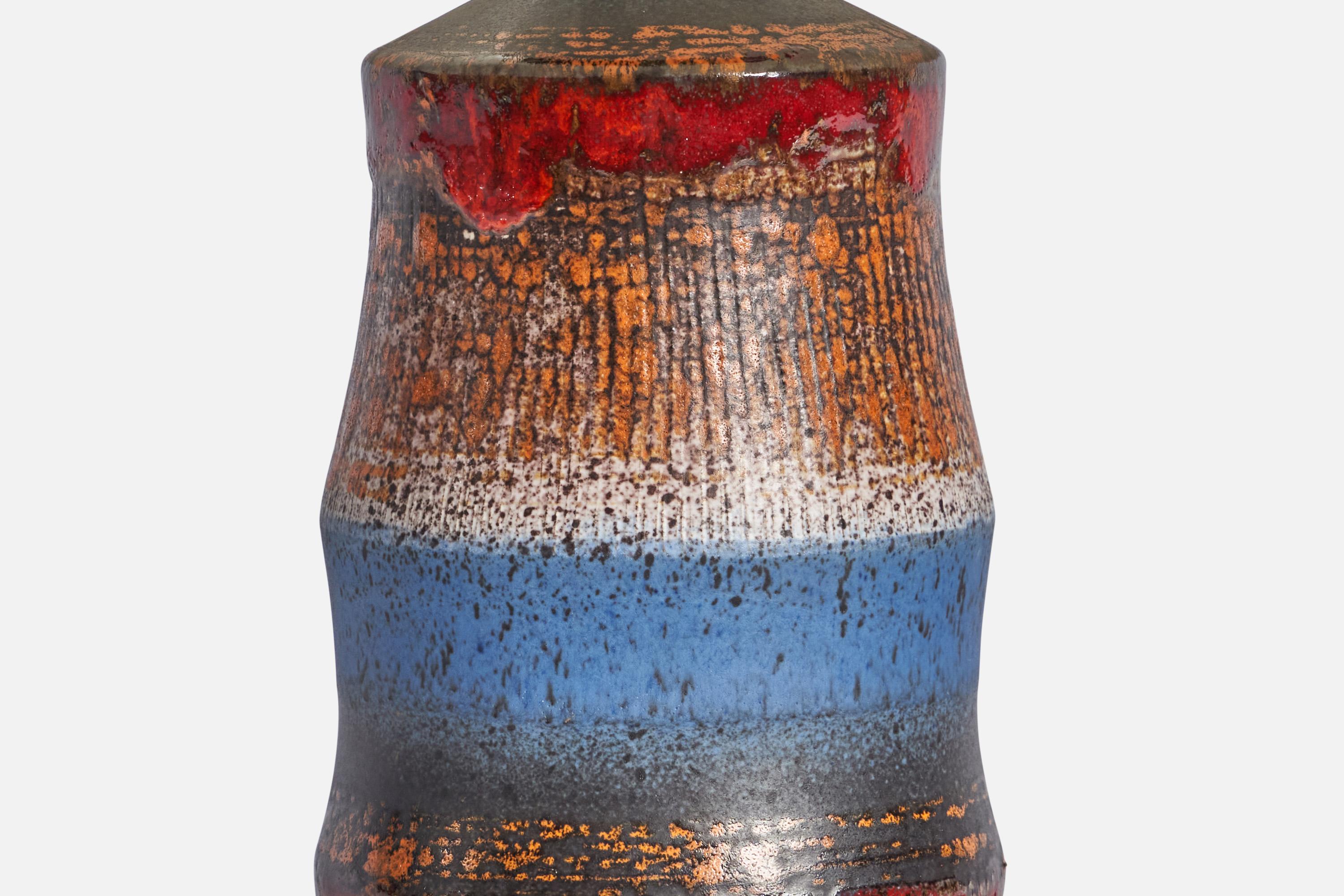 Tilgmans Keramik, Table Lamp, Stoneware, Sweden, 1960s In Good Condition For Sale In High Point, NC