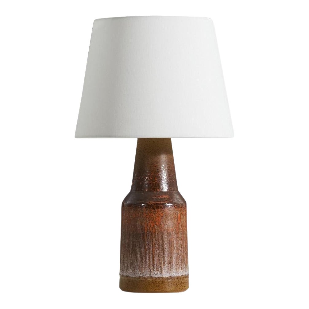 Tilgmans Keramik, Tischlampe, glasiertes, eingeschnittenes Steingut, Schweden, 1960er Jahre im Angebot