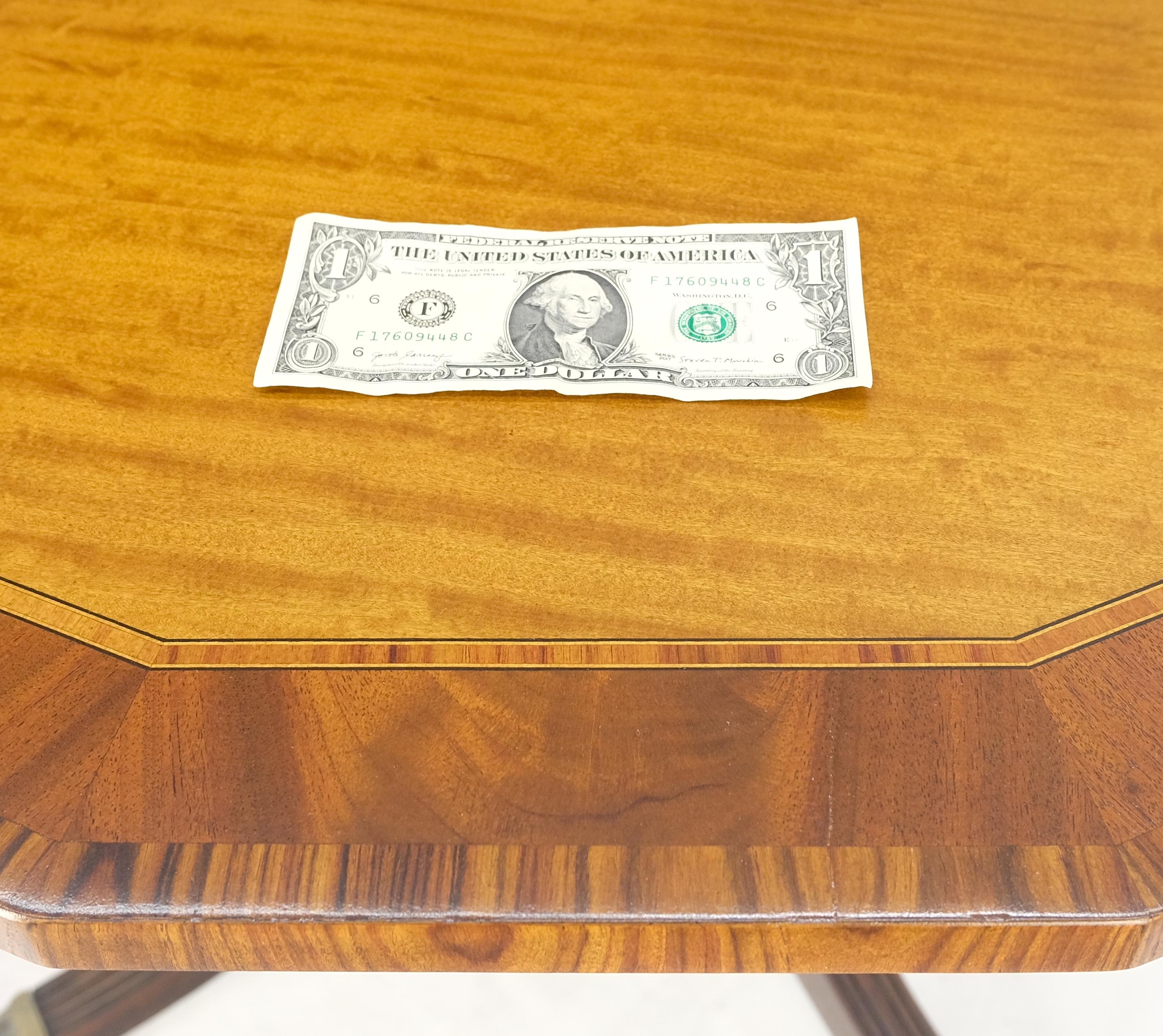 Tilt Top Mahogany Banded Rosewood Round Breakfast Table Single Pedestal Base For Sale 4