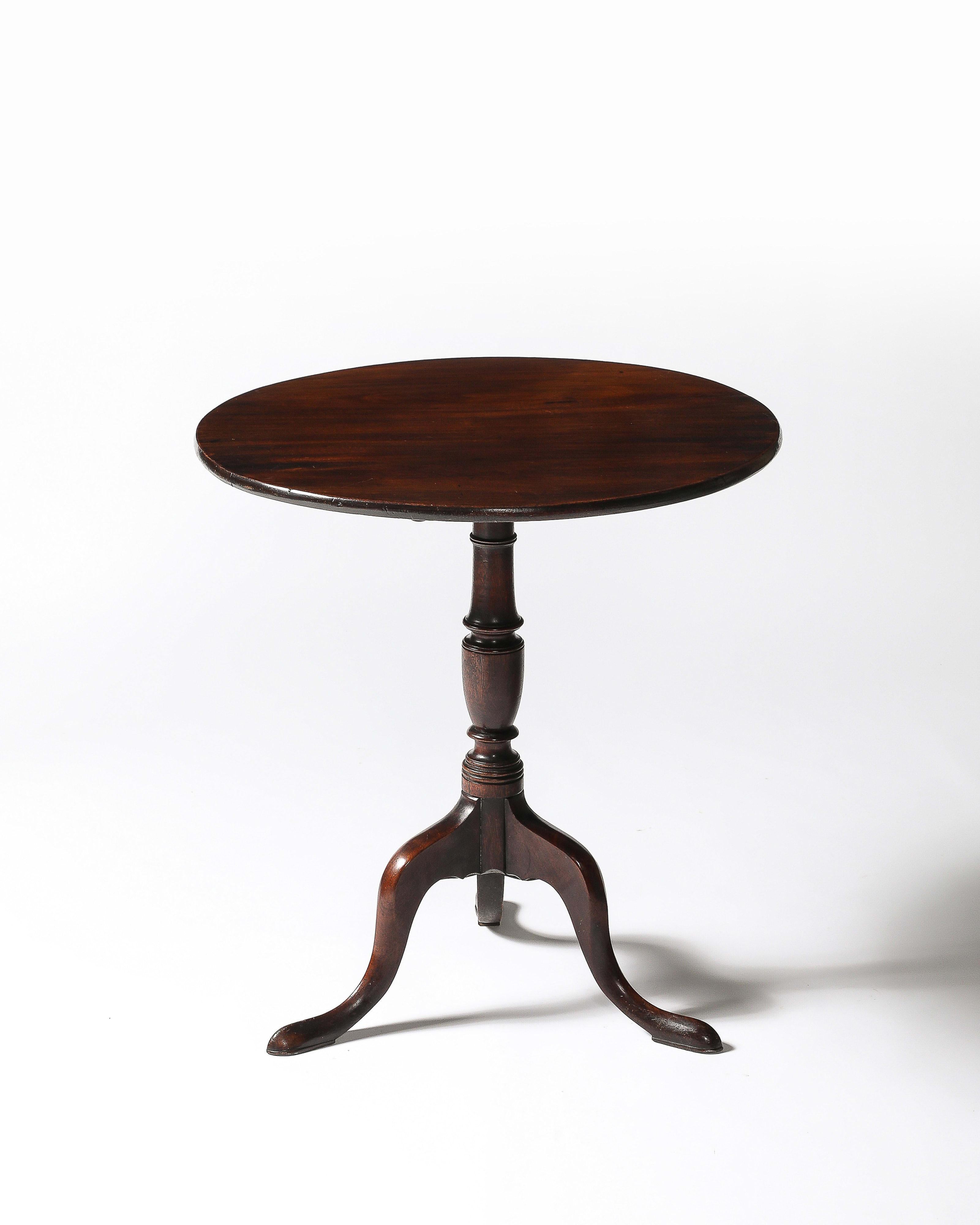 Mesa redonda basculante Caoba Inglaterra, S. XIX en venta 3