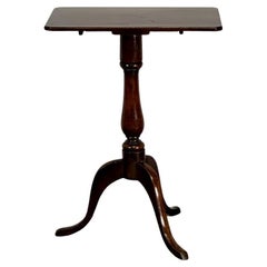 Tilt-top Table