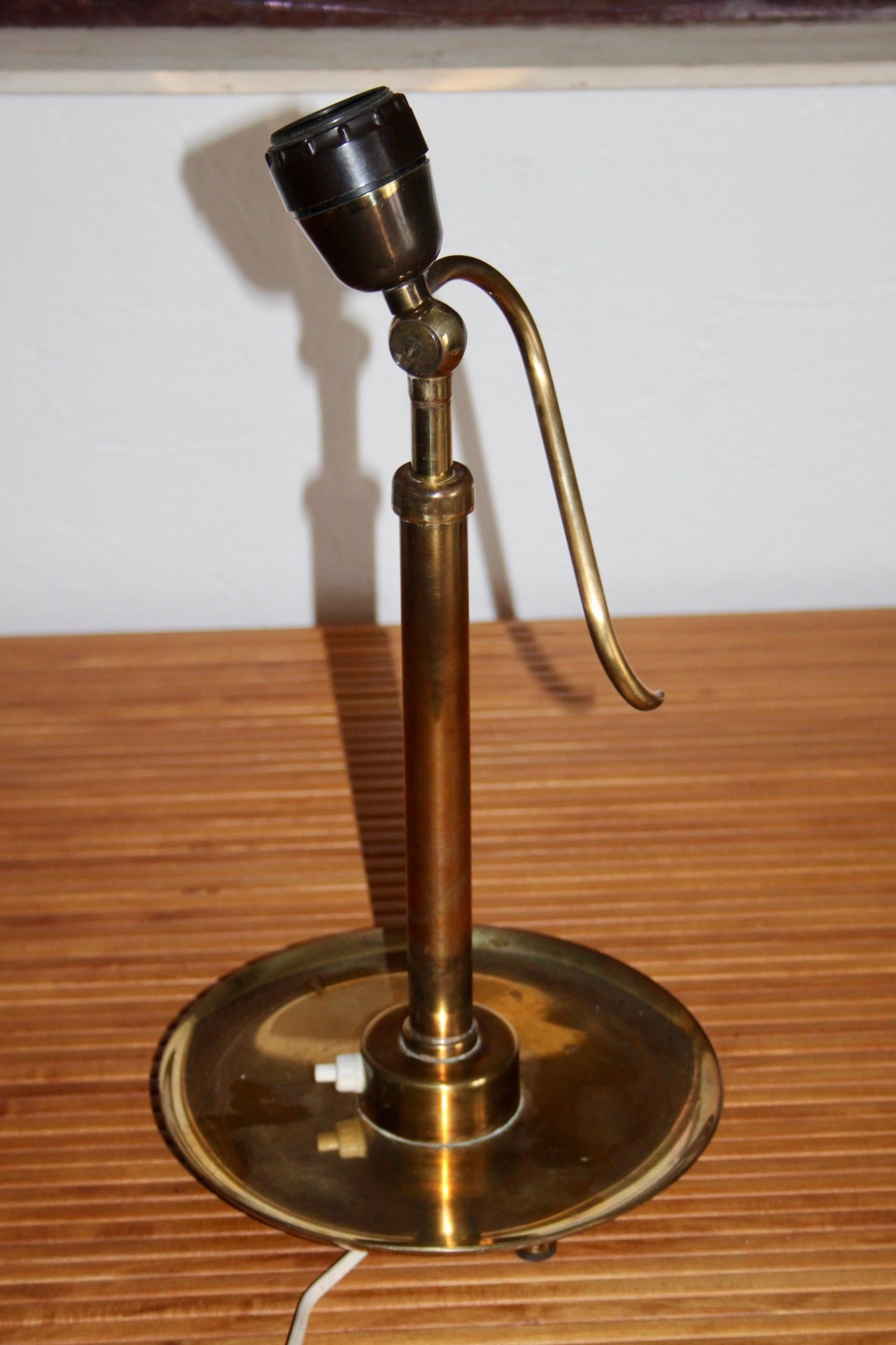 lampe en laiton inclinable 
