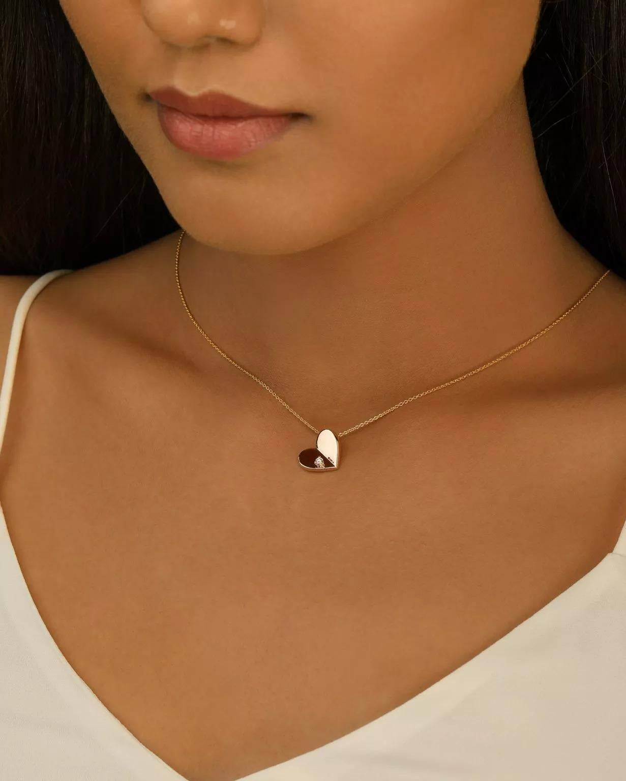 Tilted Heart Necklace 14k Solid Gold Genuine Diamond Heart Charm For Girlfriend
Light weight can be worn everyday

Additional information:
Condition: New with tags: A brand-new, unused, and unworn item (including handmade items) in the original