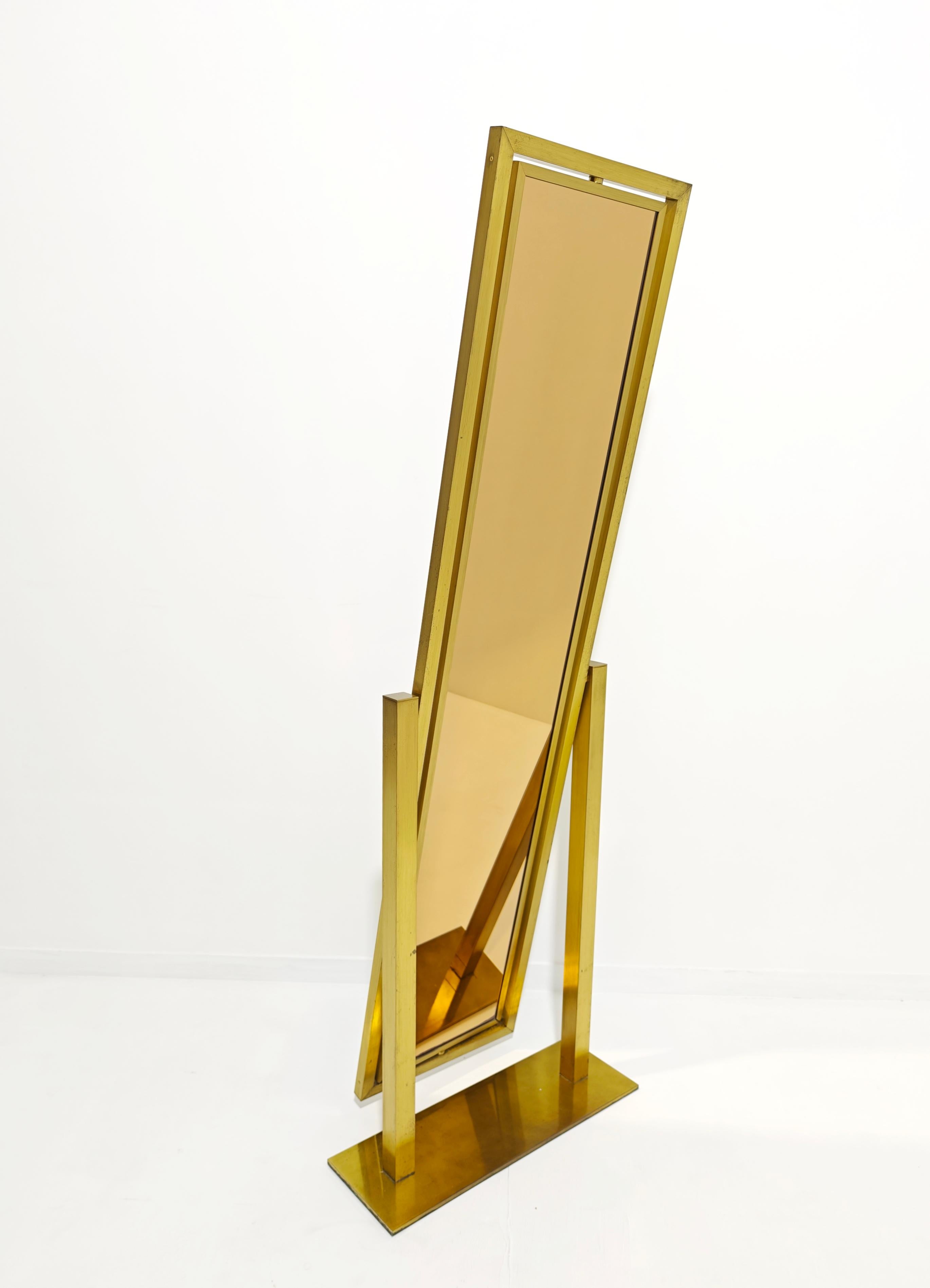 Tilting and Adjustable Mirror in Brushed Brass Italy 1960/70 Mid-Century Modern For Sale 8