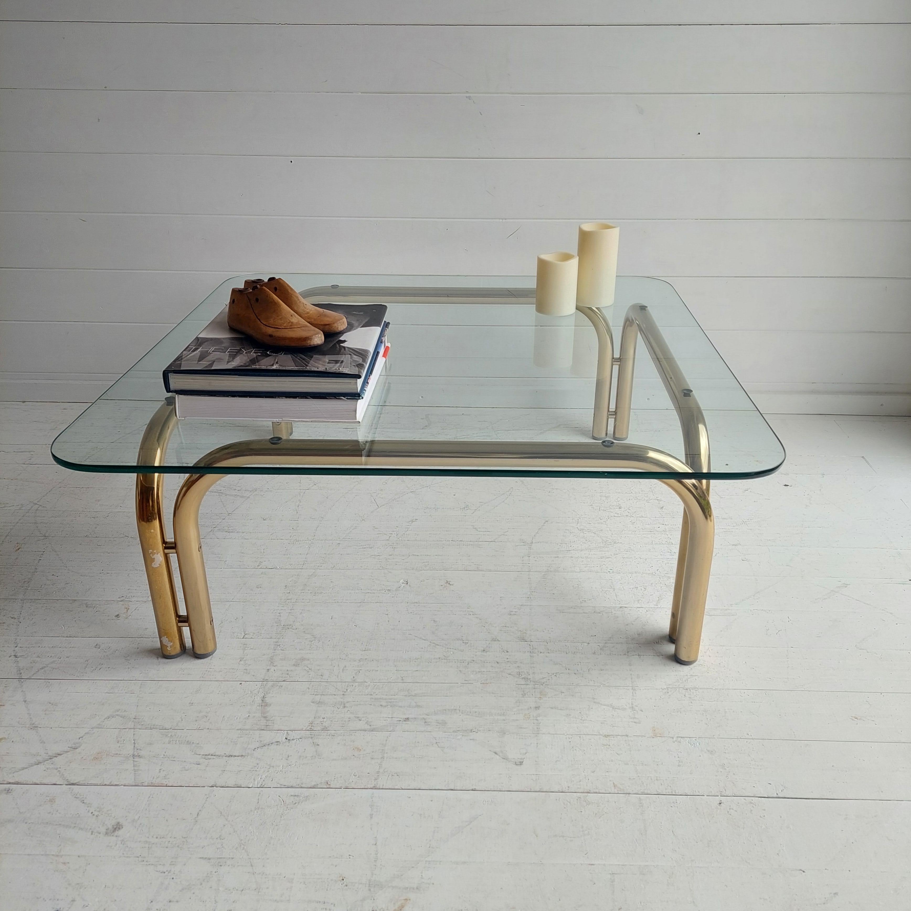 pieff coffee table