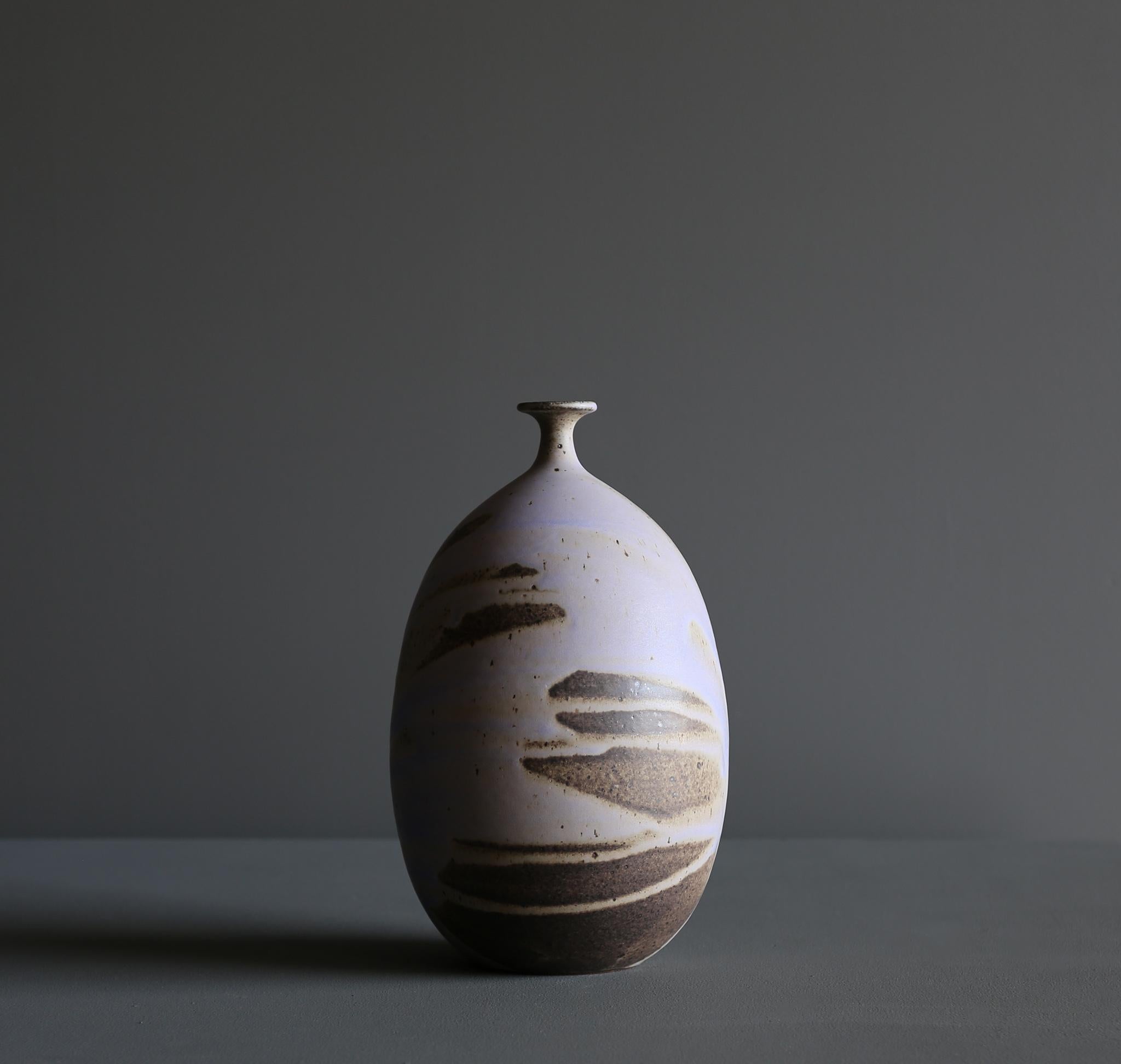 Tim Keenan ceramic vase, 2022.