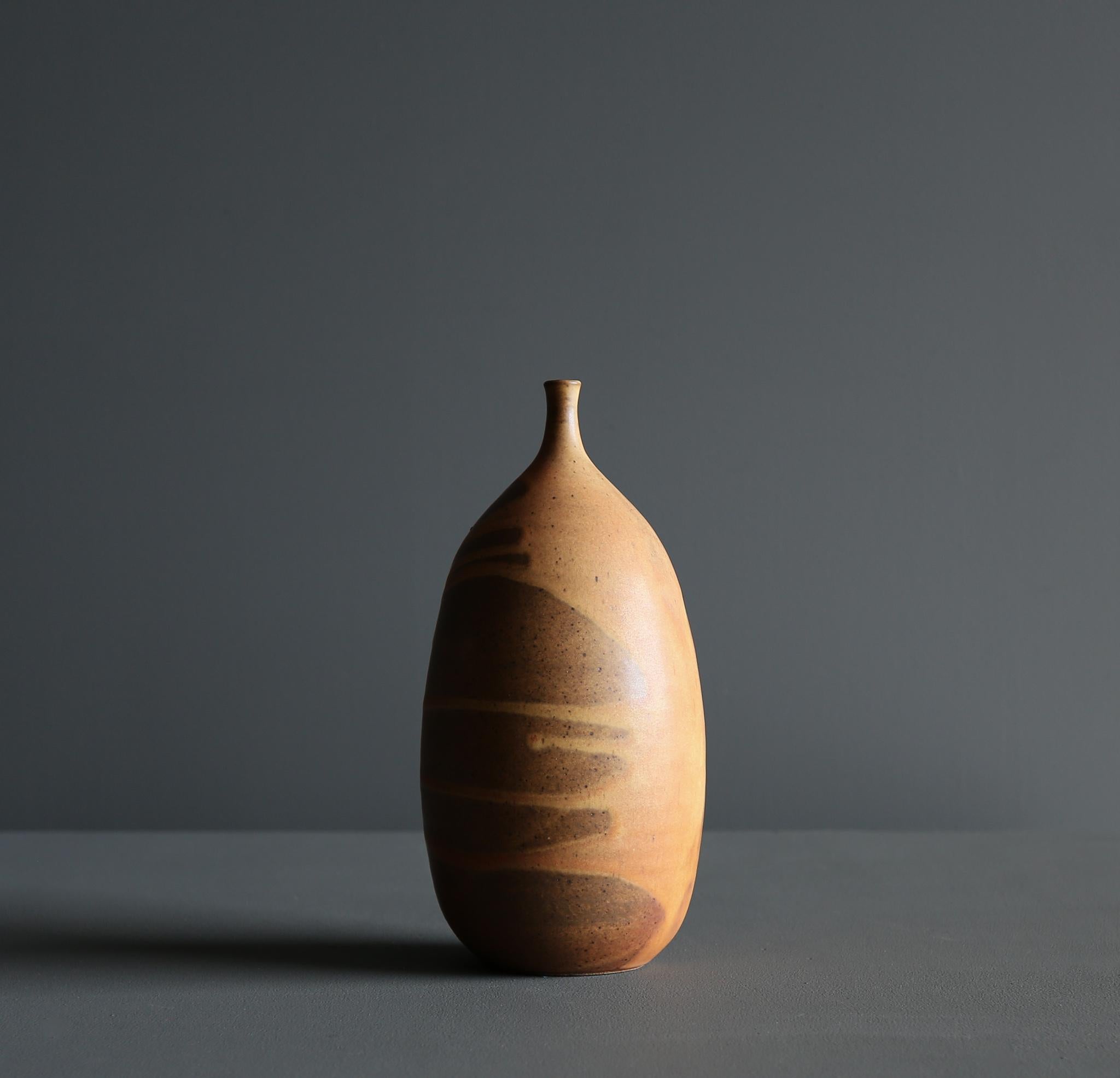 Mid-Century Modern Vase en céramique Tim Keenan en vente