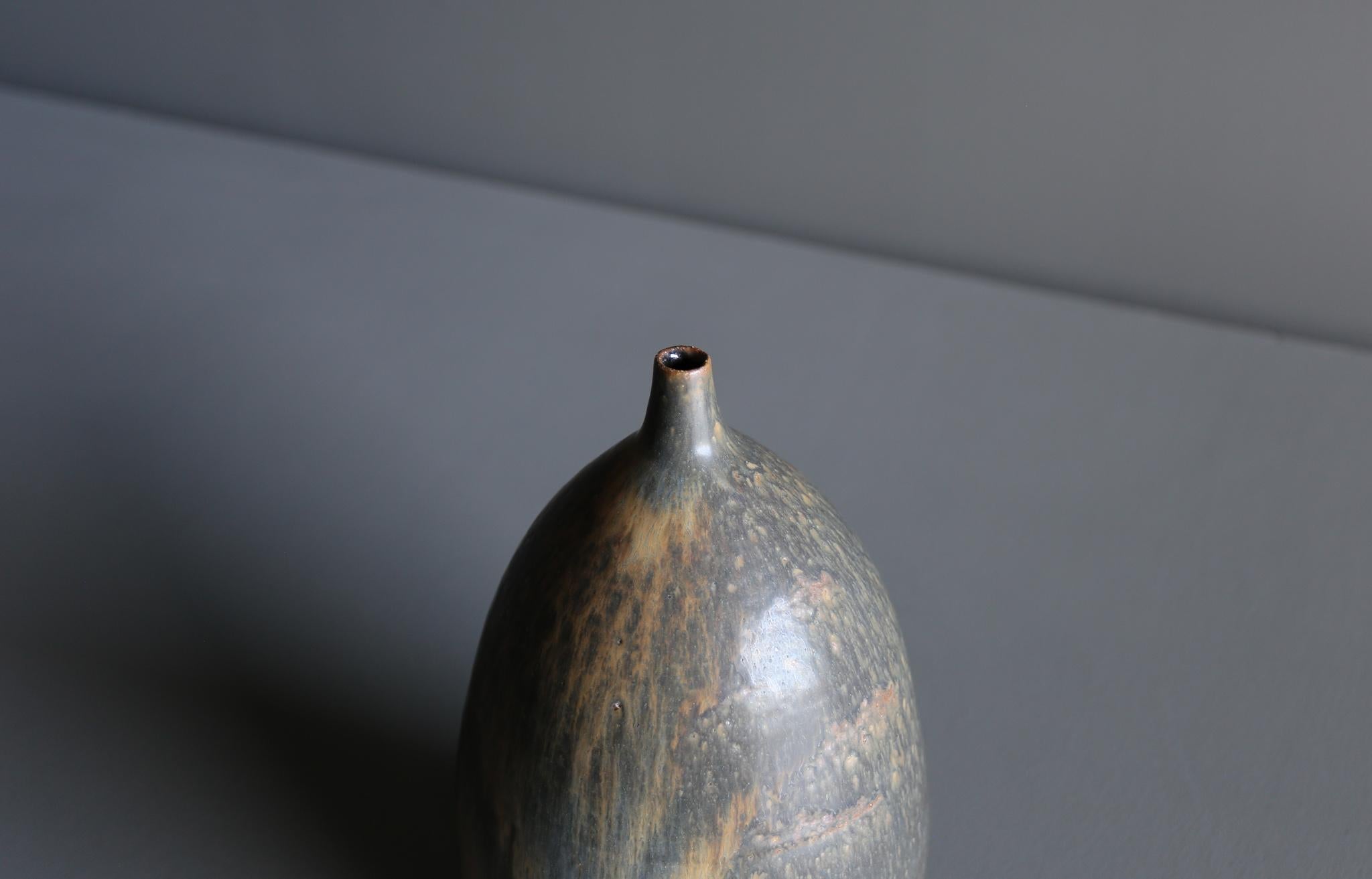 Tim Keenan Ceramic Vase In New Condition For Sale In Costa Mesa, CA