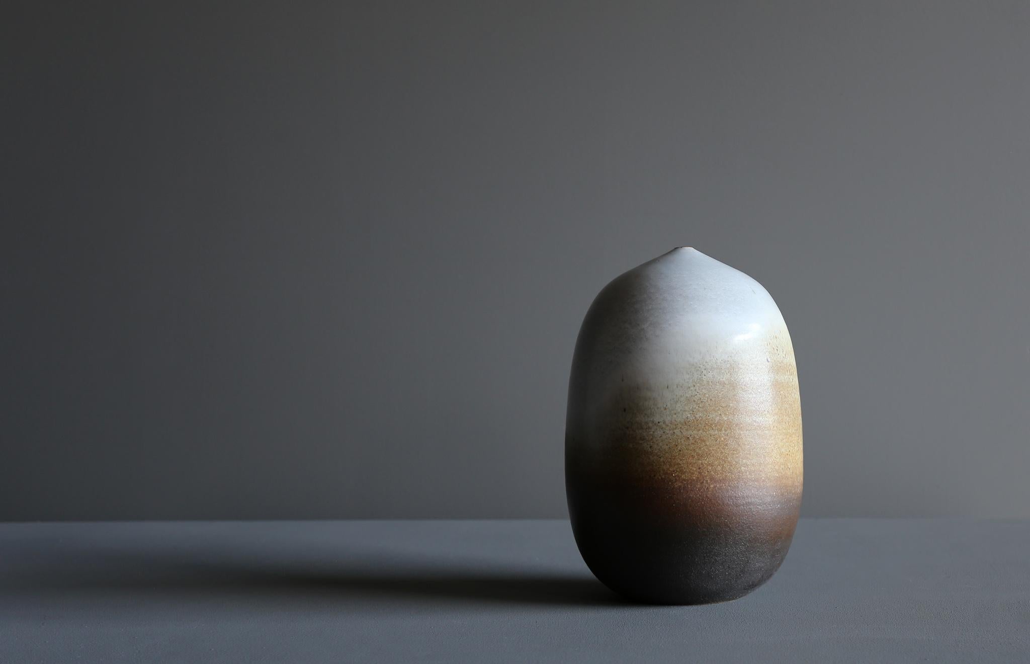 Tim Keenan Ceramic Vase In New Condition In Costa Mesa, CA
