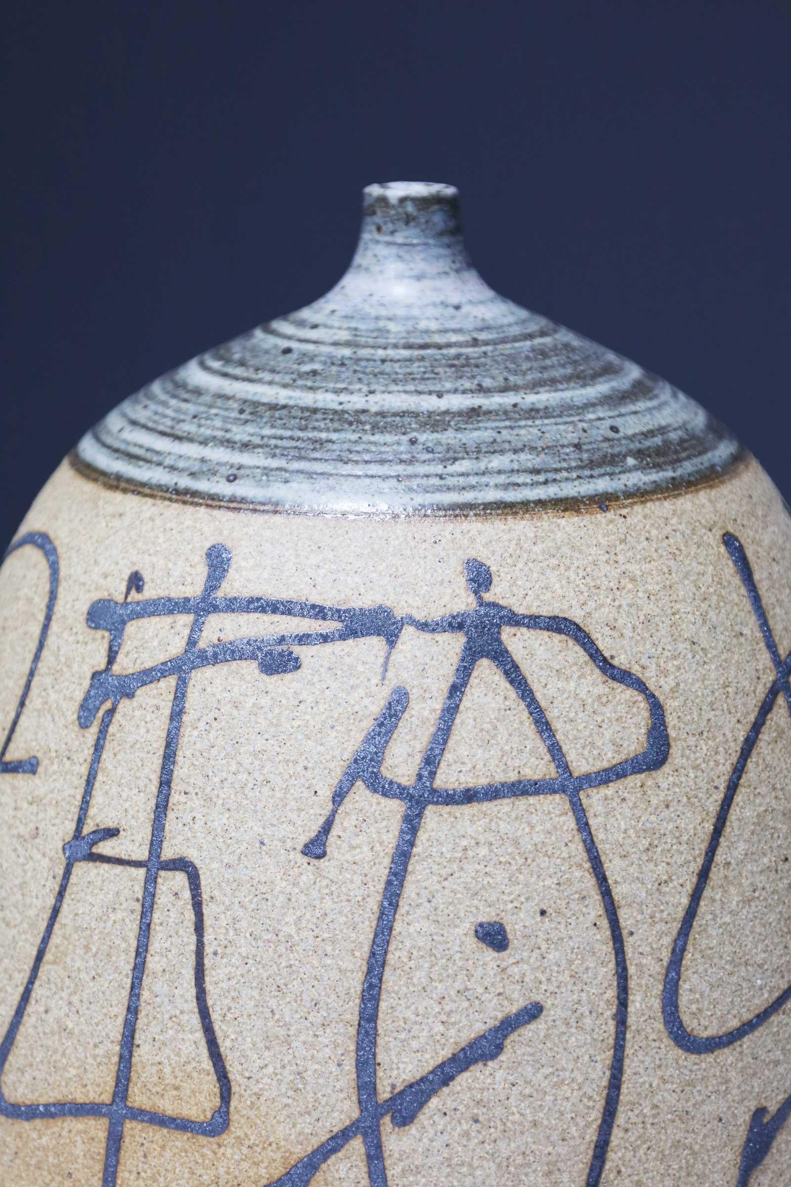 Beautiful ceramic vessel by Tim Keenan.