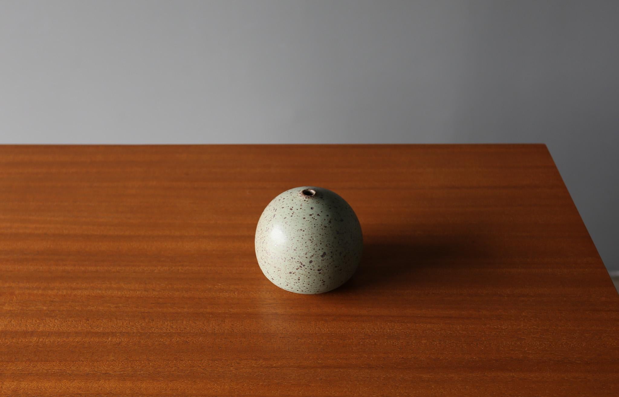 Ceramica Vaso d'erba Tim Keenan, California, 2023 in vendita