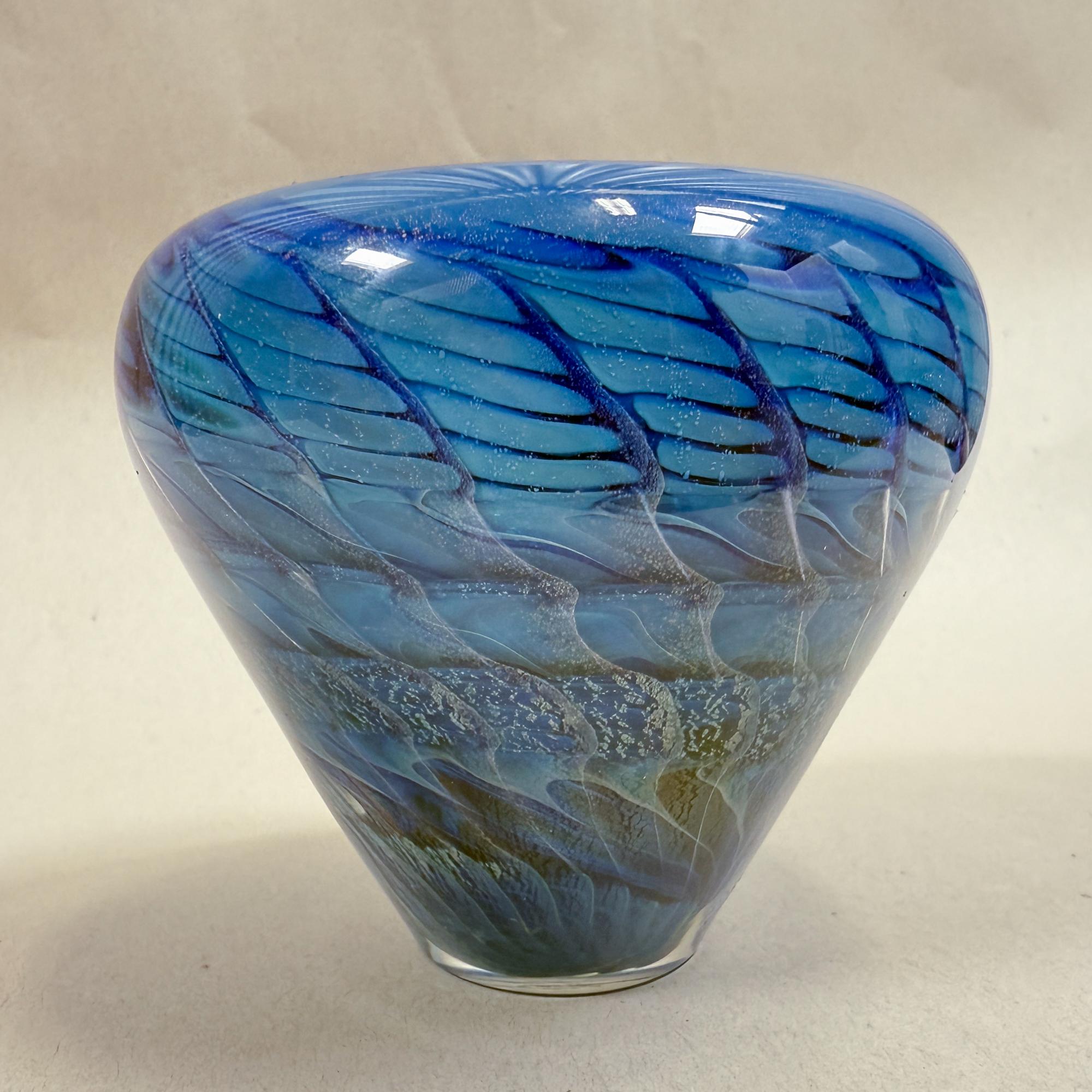 Tim Lazer Jarrón de vidrio artístico Azul Postmoderno 1990 en venta 5