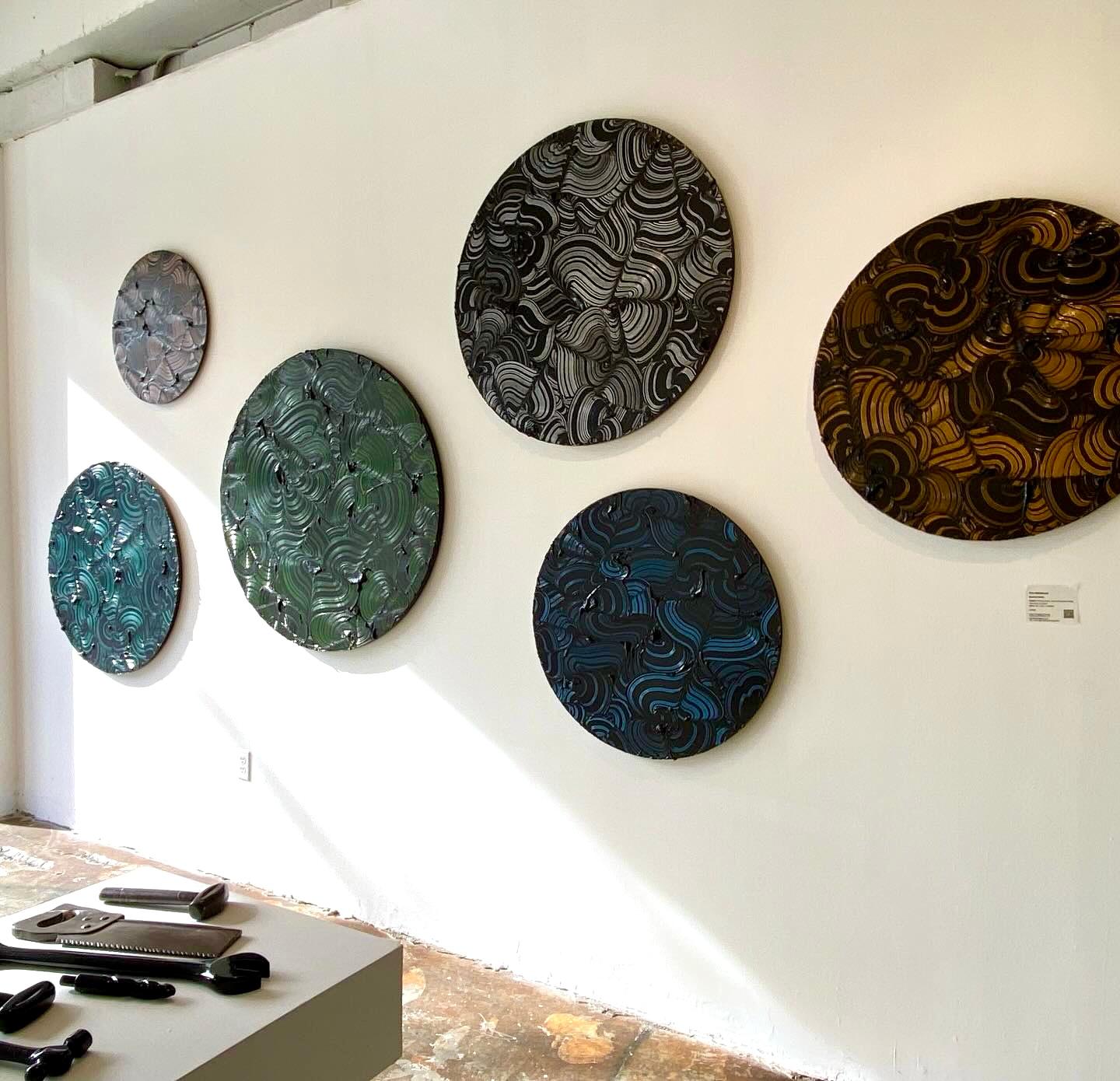 Soda Springs - Textured contemporary painting, colorful strokes, round format - Black Abstract Sculpture by Tim Nikiforuk