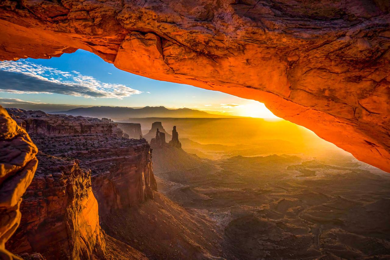 Tim Truby Landscape Painting - Sunrise, Mesa Arch