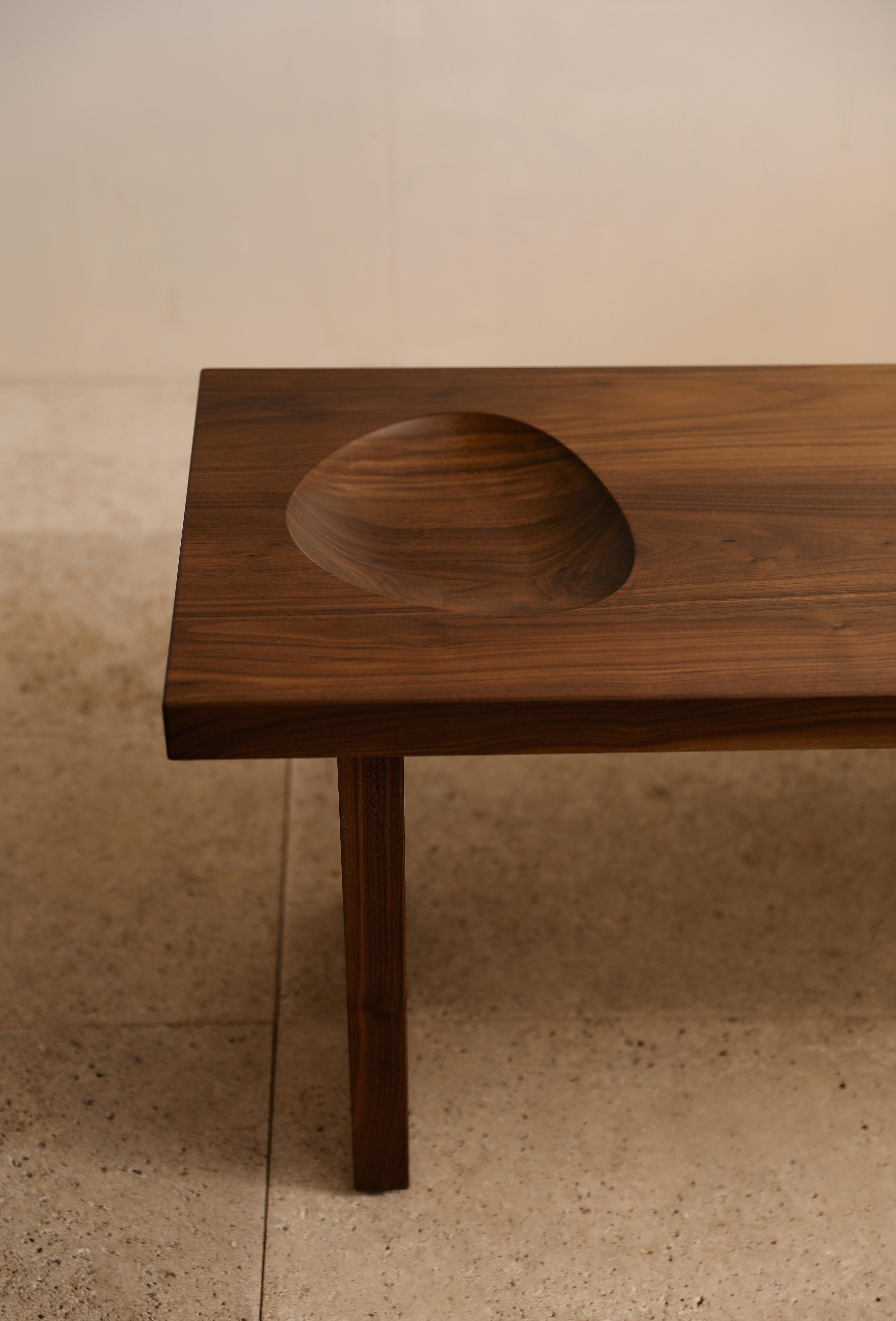 XXI secolo e contemporaneo Panchina Timber Mazer di Tom Fereday in vendita