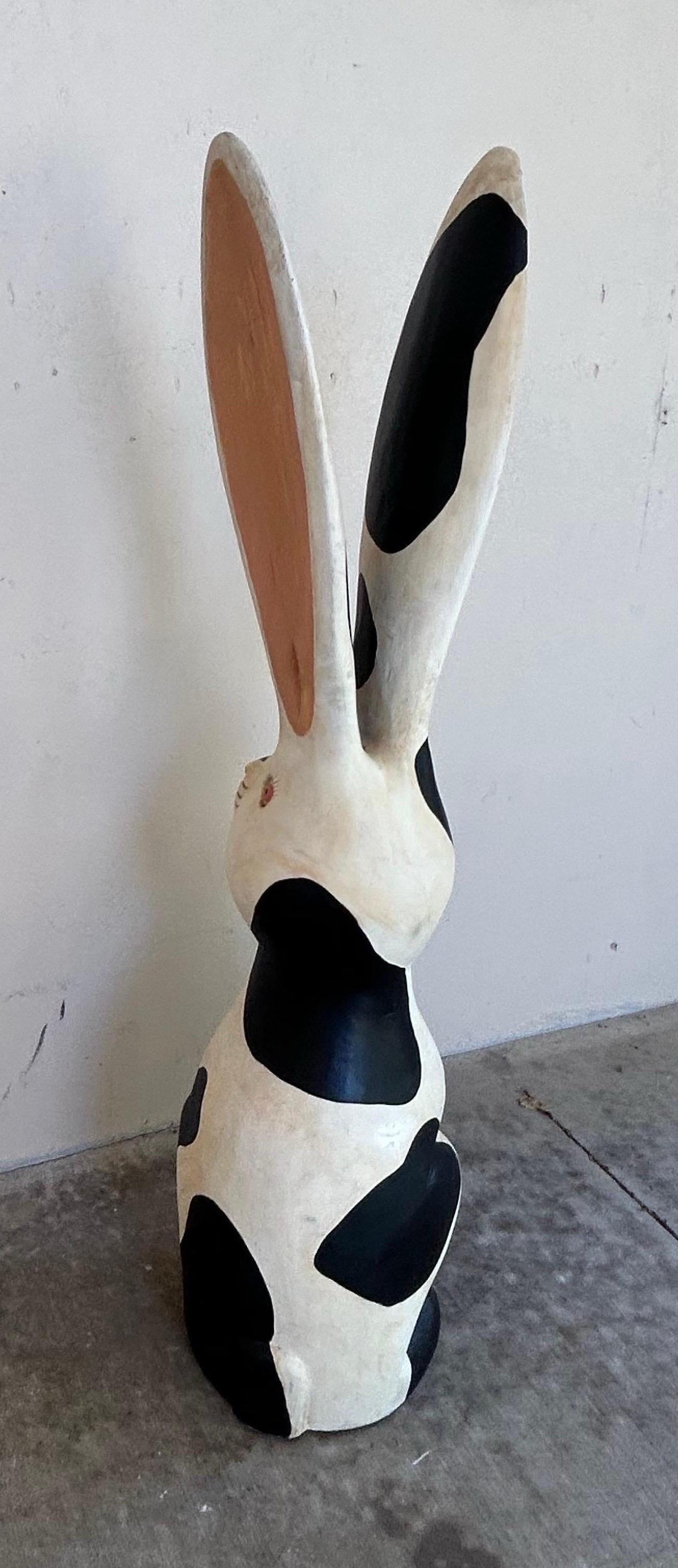 Coniglio in legno intagliato all'inizio del XX secolo in vendita 5