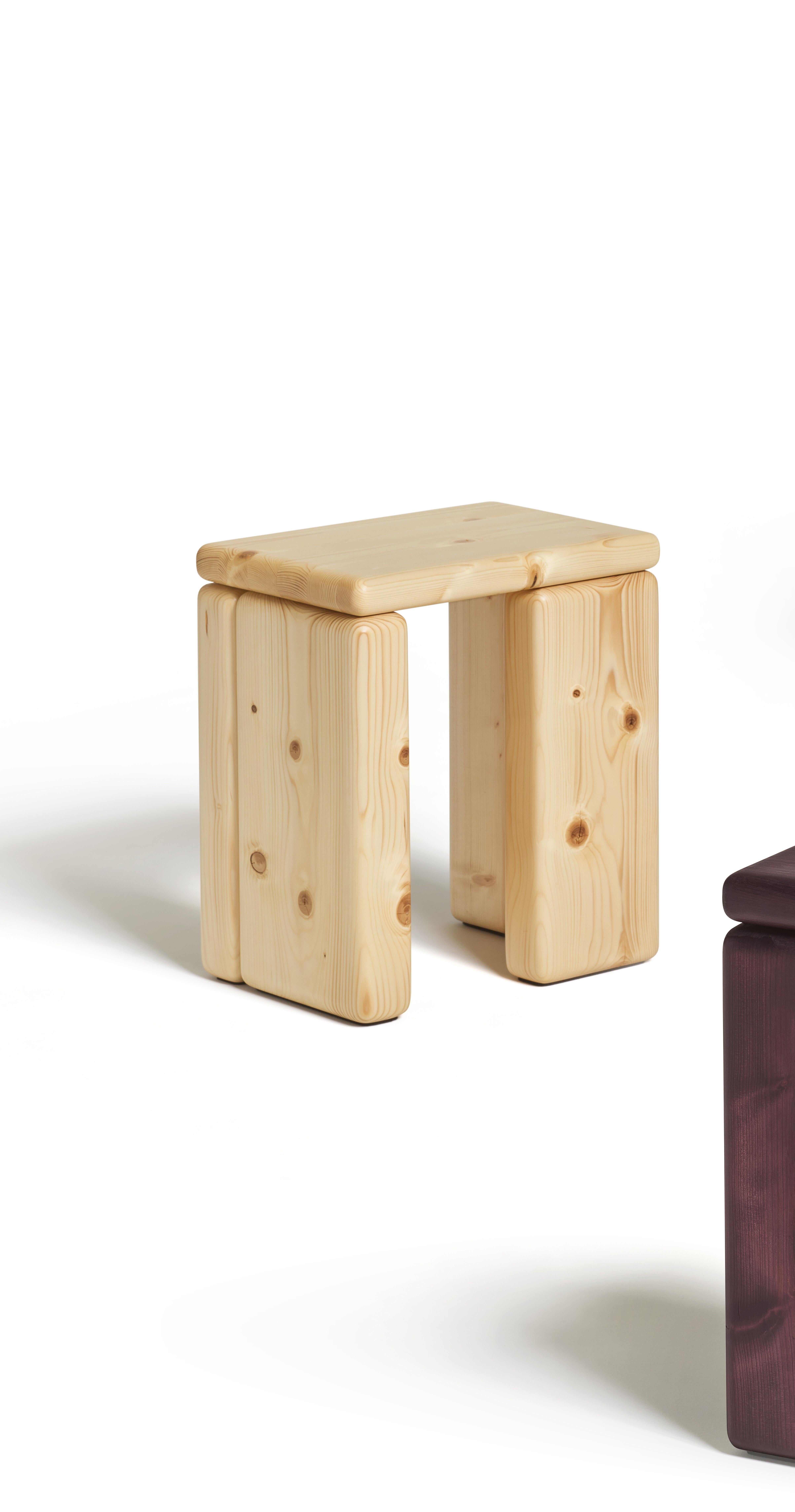 Timber stool uncolored wood by Onno Adriaanse
Signed and numbered
Dimensions: D 40x W 29 x H 45 cm
Materials: Stained pine wood, clear satin coating
Also available in Color: Indigo blue, purple-red, uncolored wood. More colors on request. 

By