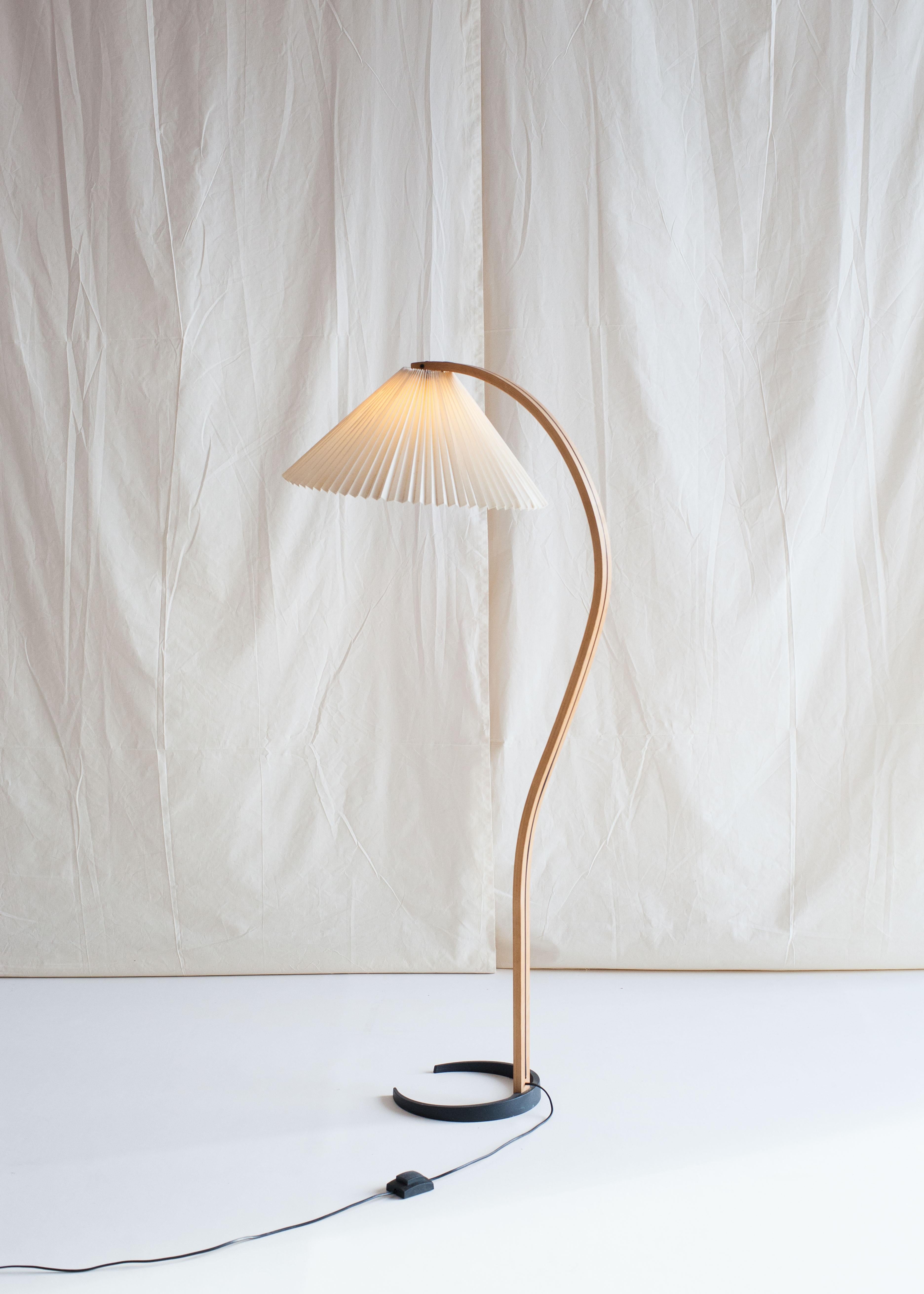 caprani table lamp