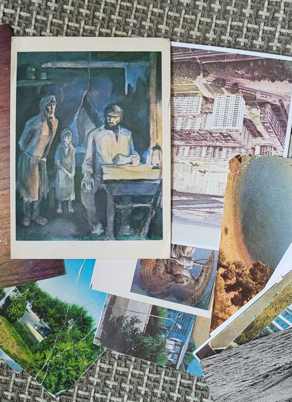 Metà XX secolo Tesori della capsula del tempo: Collezione di cartoline d'epoca Ussr, 17 gemme inutilizzate 1j12 in vendita