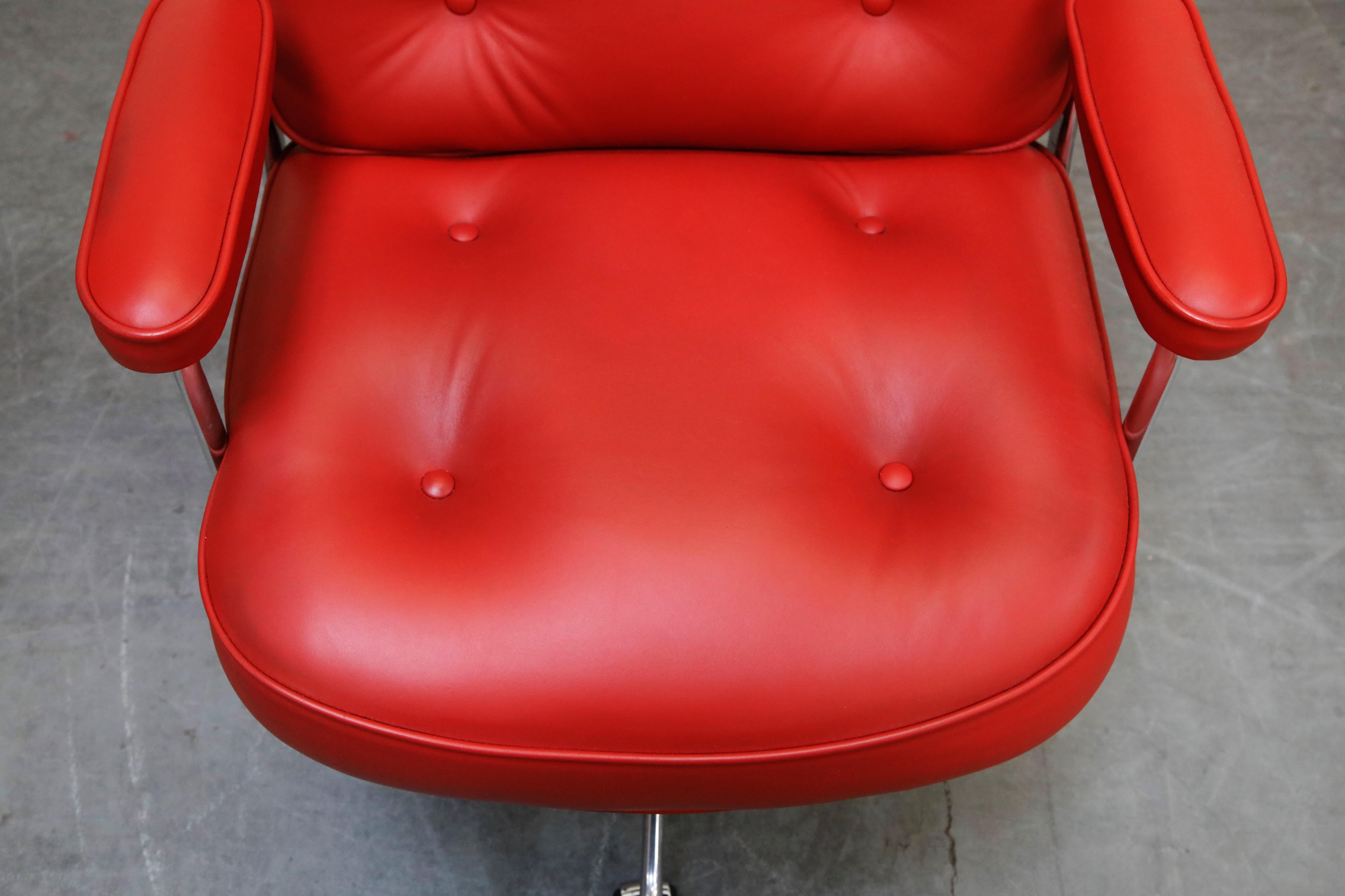 'Time Life' Executive Chairs by Charles Eames for Herman Miller, 2011, Signed 3