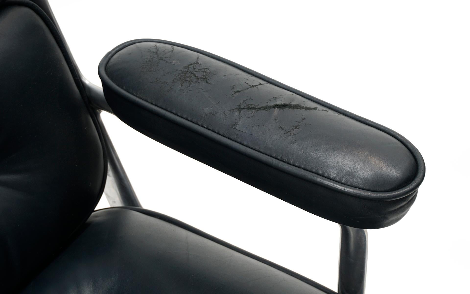 Late 20th Century Time Life Executive Desk Chair by Charles and Ray Eames. Dark Gray Blue Leather