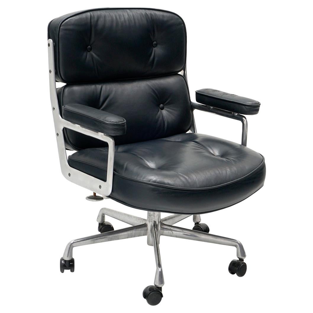 Time Life Executive Desk Chair by Charles and Ray Eames. Dark Gray Blue Leather