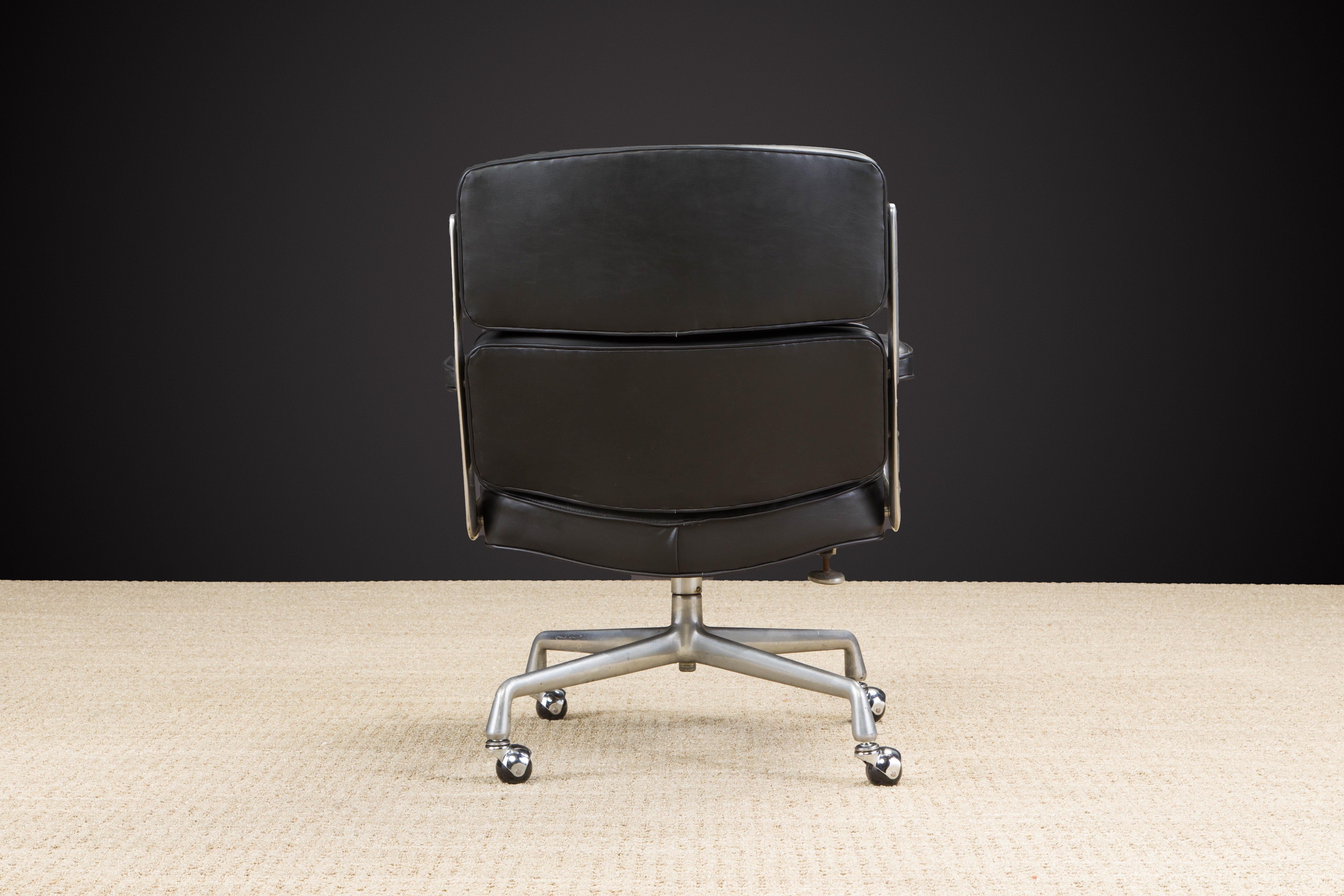 Sedia da scrivania Time Life Executive di Charles Eames per Herman Miller, anni '80, firmata in vendita 5