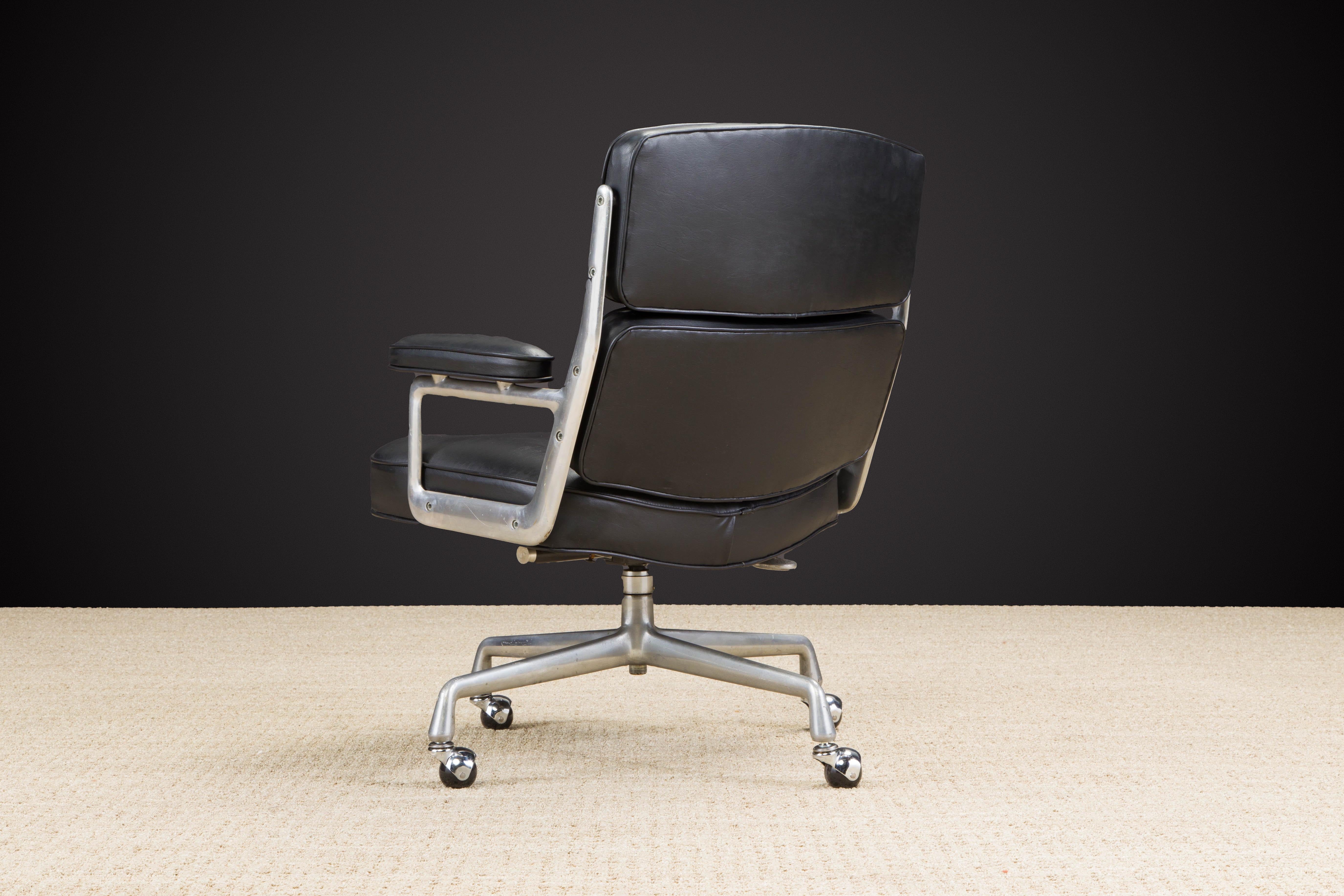 Sedia da scrivania Time Life Executive di Charles Eames per Herman Miller, anni '80, firmata in vendita 6