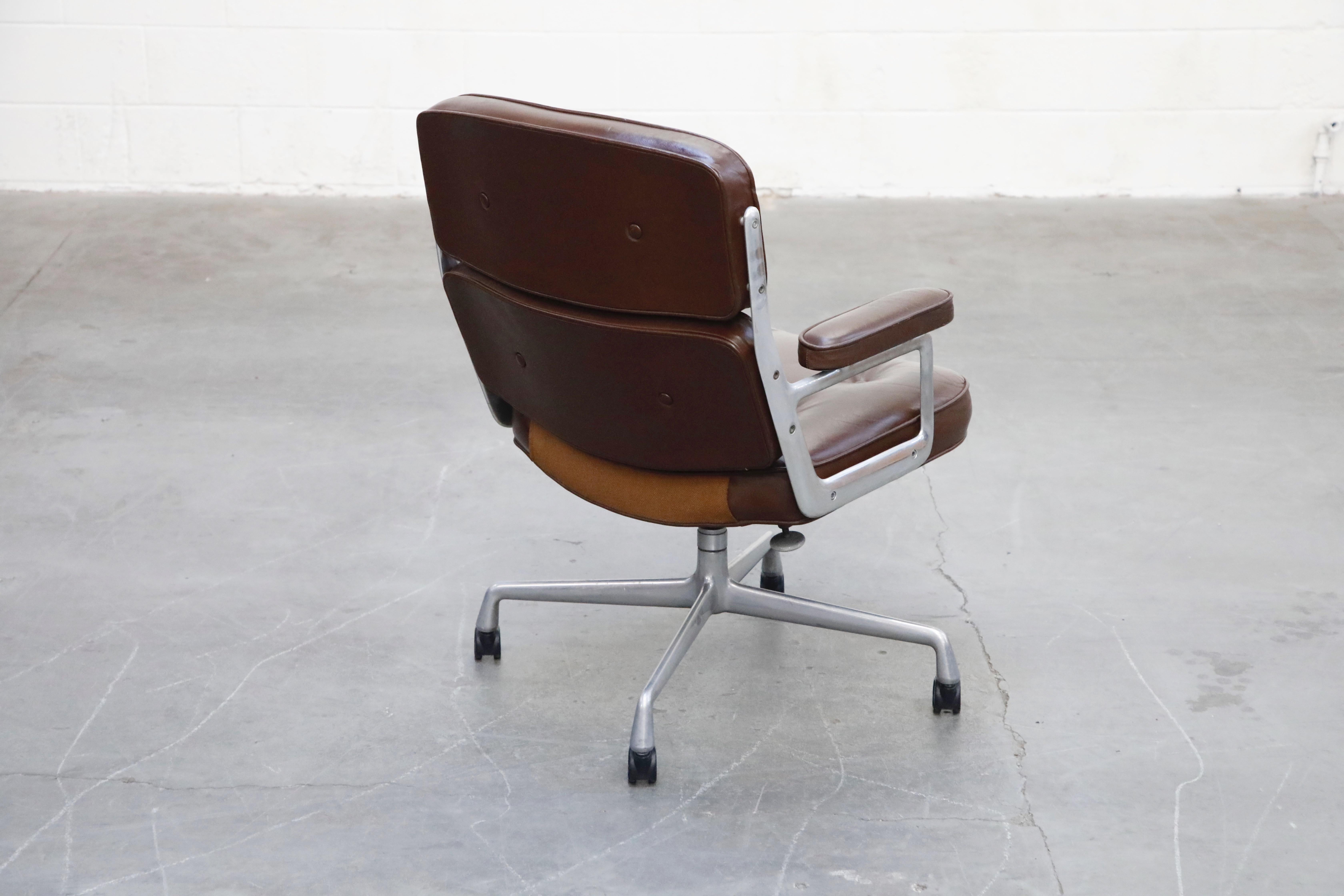 Late 20th Century Time Life Executive Desk Chairs by Charles Eames for Herman Miller, 1977, Signed